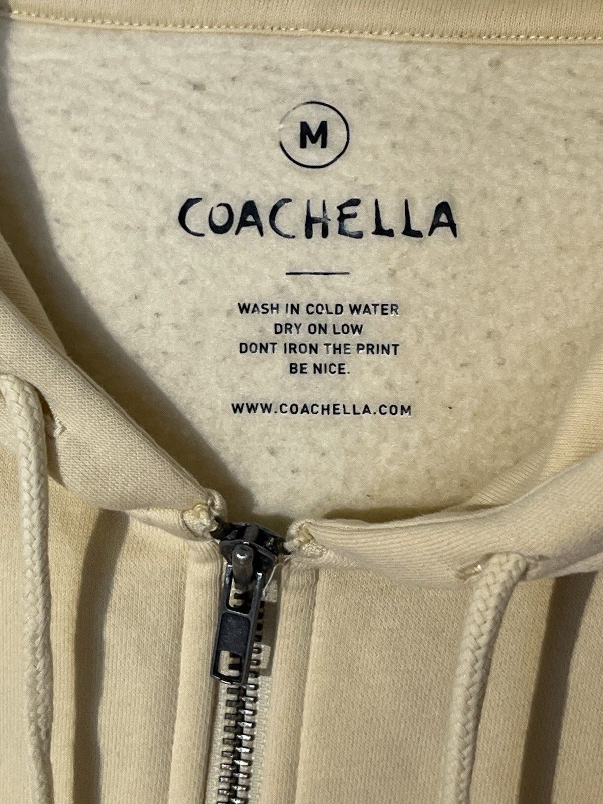 Coachella Coachella Ivory Embroidered Flowers Zip Hoodie Size US M / EU 48-50 / 2 - 8 Thumbnail