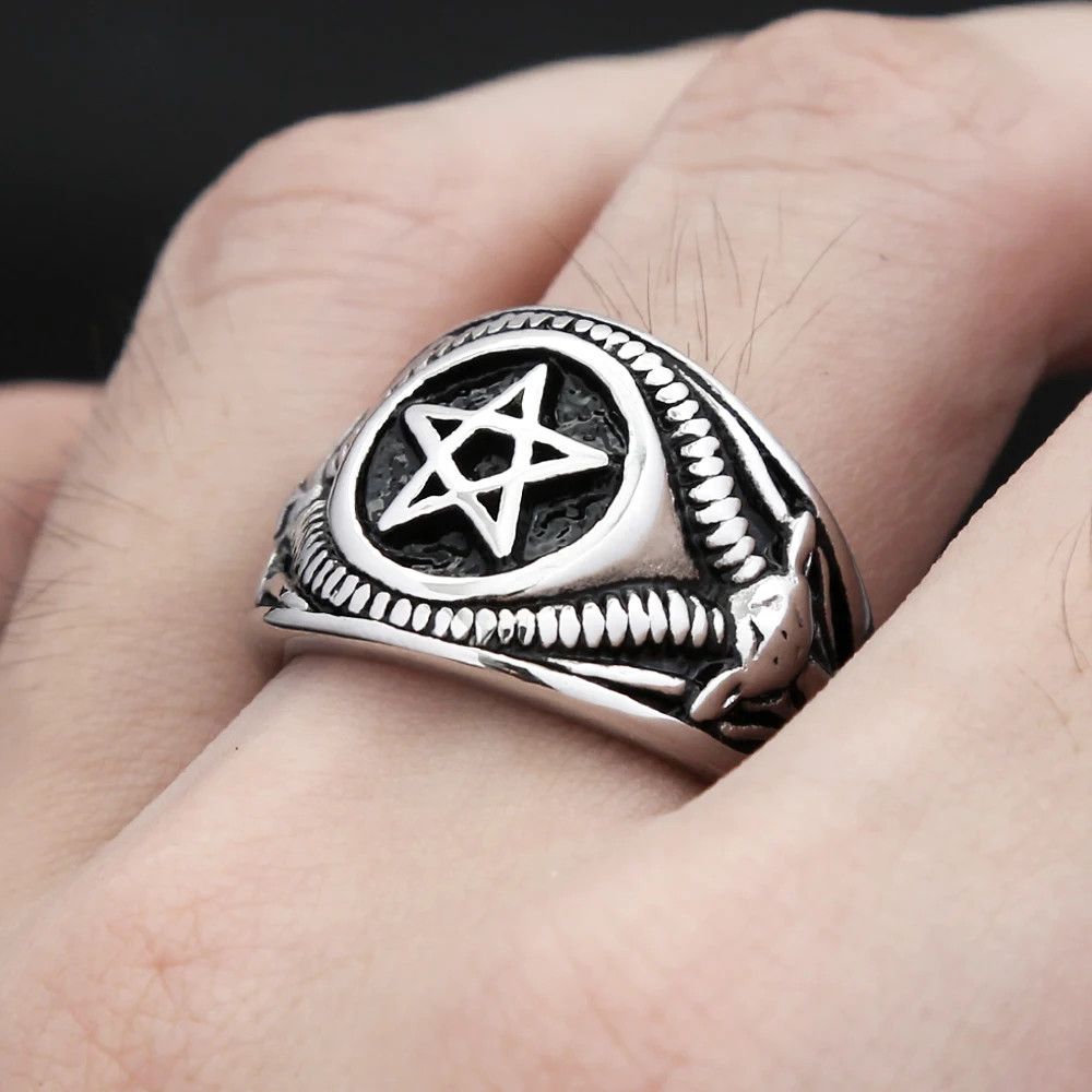 Jewelry Pentagram Ring Size ONE SIZE - 1 Thumbnail