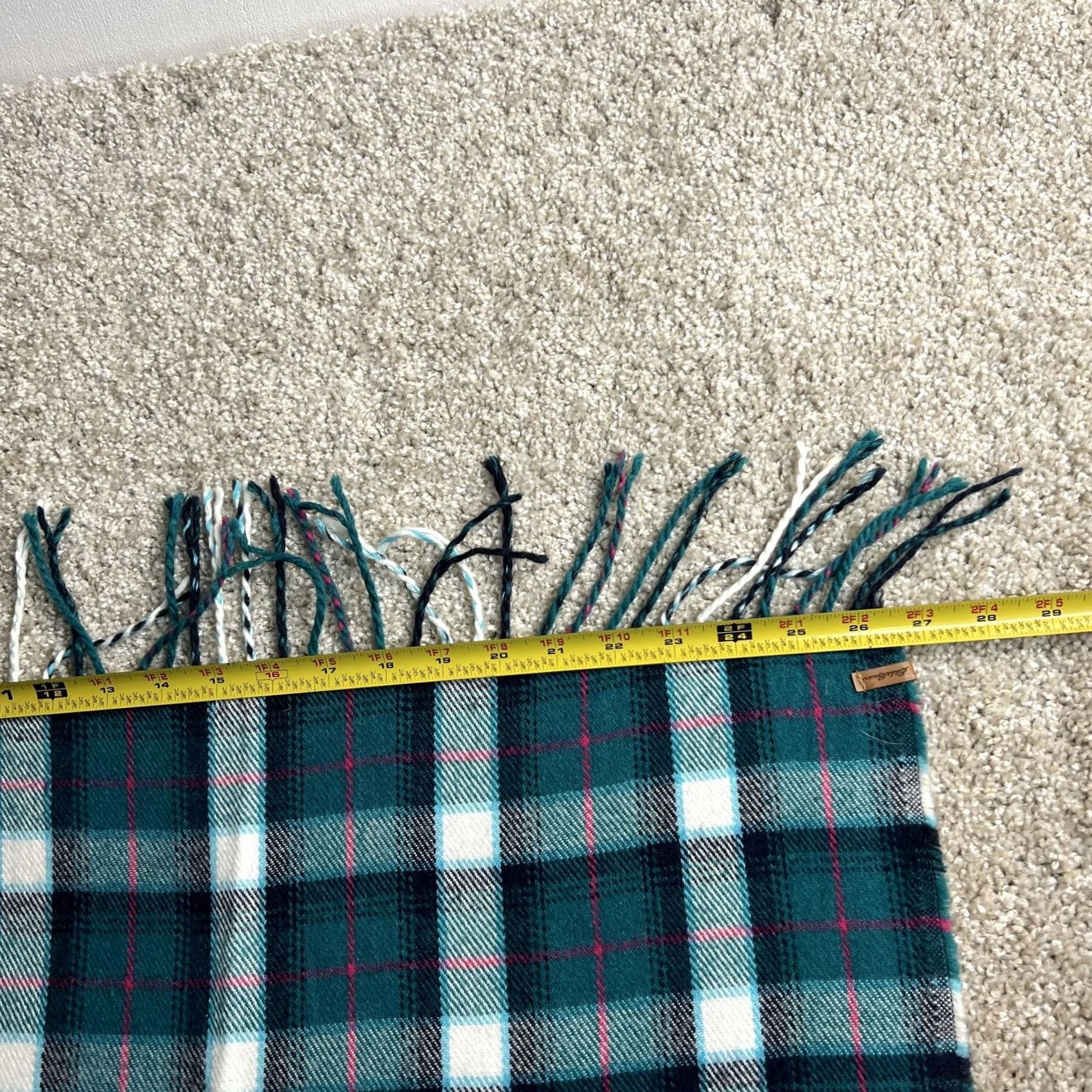 Eddie Bauer Eddie Bauer Scarf Womens One Size Green Plaid Fringe Rectangle Soft Winter Size ONE SIZE - 4 Thumbnail
