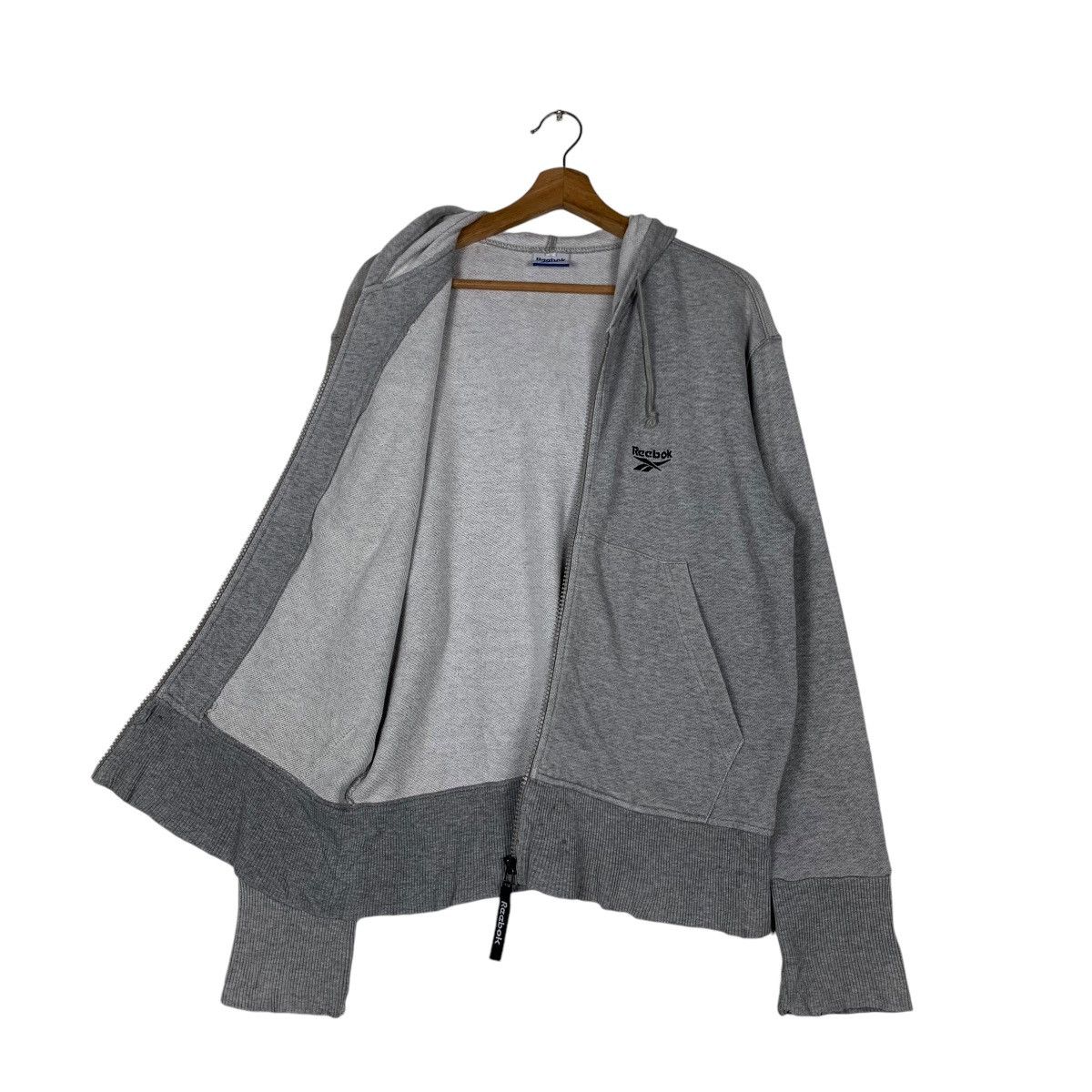 Reebok REEBOK Small Logo Zipper Hoodie Sweatshirt #1341-C60 Size US S / EU 44-46 / 1 - 11 Thumbnail