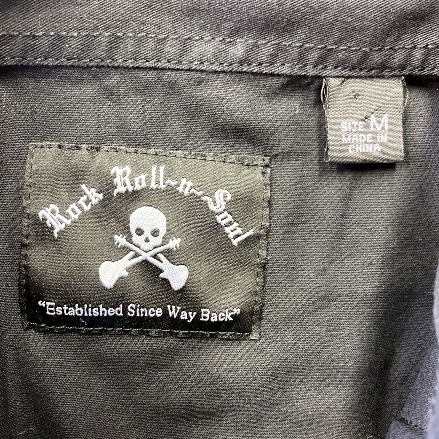 Vintage Rock Roll n Soul Shirt Mens M Black Skull Pearl Snap Metal Biker Grunge Size US M / EU 48-50 / 2 - 3 Thumbnail