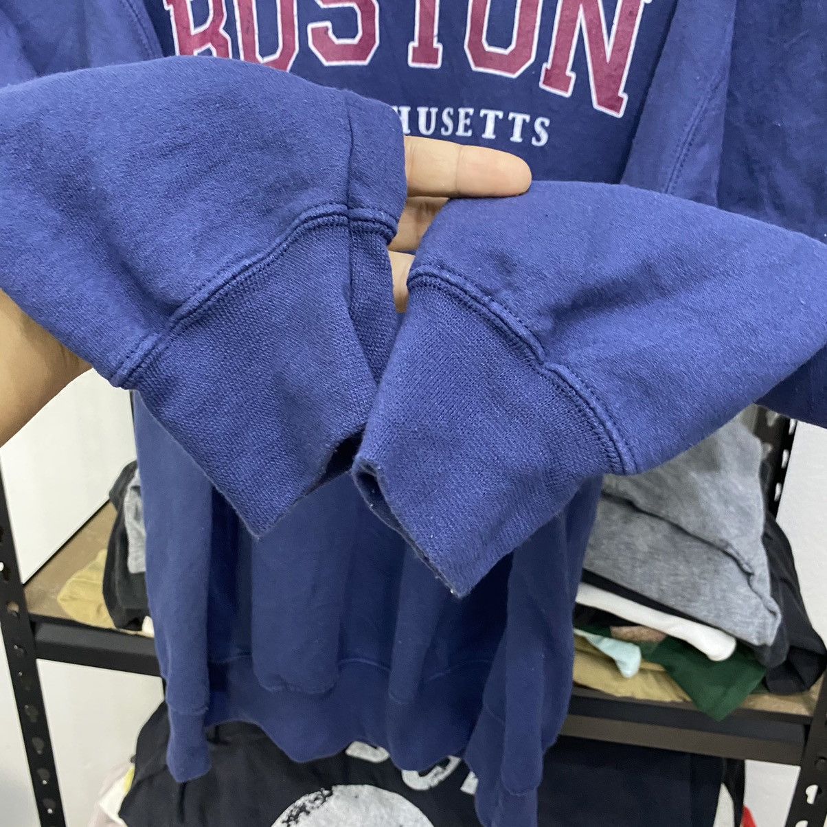 Vintage Vintage Boston Massachusetts Sweatshirt Crewneck Size US L / EU 52-54 / 3 - 4 Thumbnail