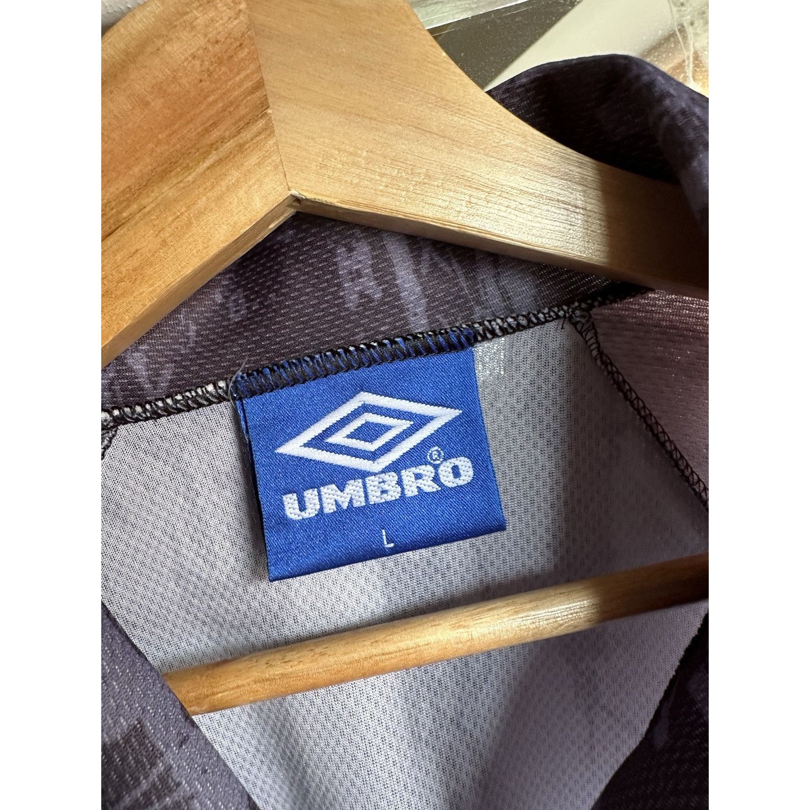 Umbro AJAX 1996 1997 AWAY SHIRT FOOTBALL SOCCER JERSEY UMBRO MENS Size US L / EU 52-54 / 3 - 6 Thumbnail