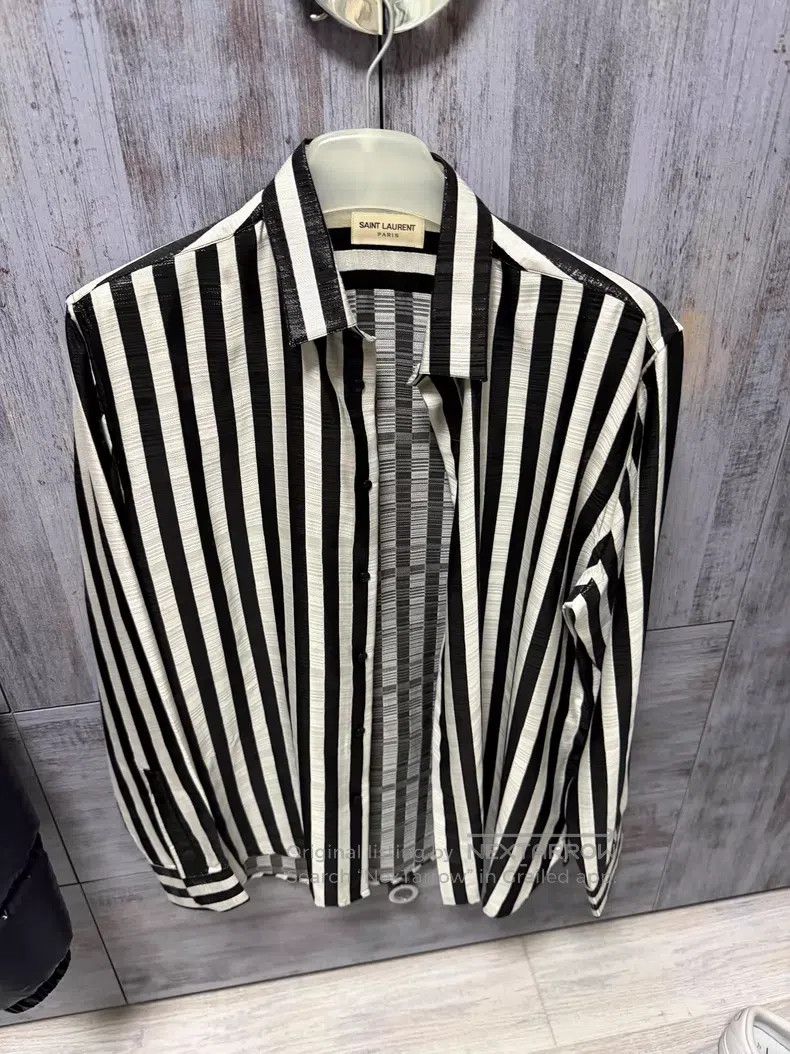 Saint Laurent Paris Saint Laurent Paris size 40 Shirt Size US M / EU 48-50 / 2 - 1 Thumbnail