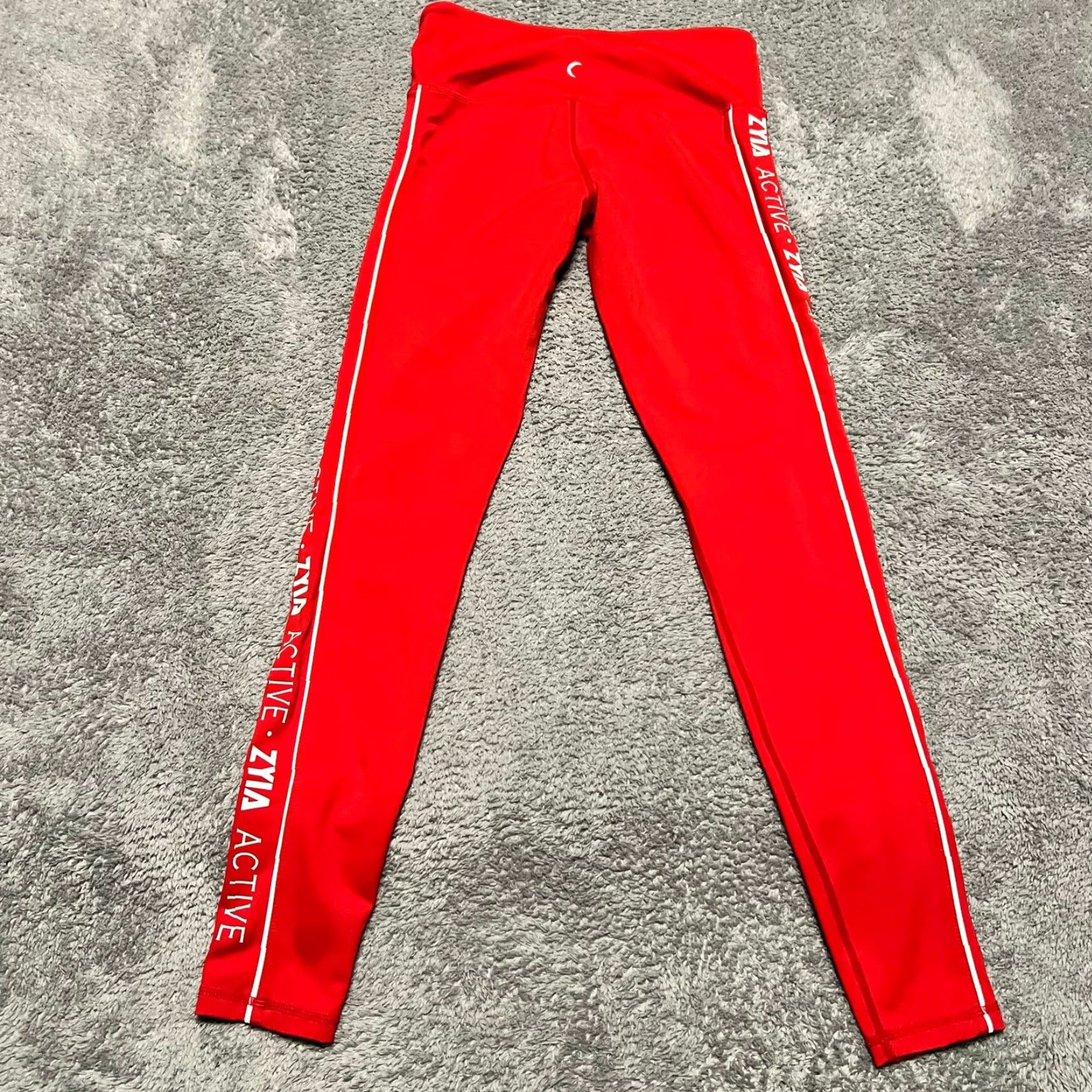 Vintage Zyia Active Leggings Womens 6 Regular Red Side Stripe Ankle Pants 6-8 Womens Retro? Size 28" / US 6 / IT 42 - 3 Thumbnail