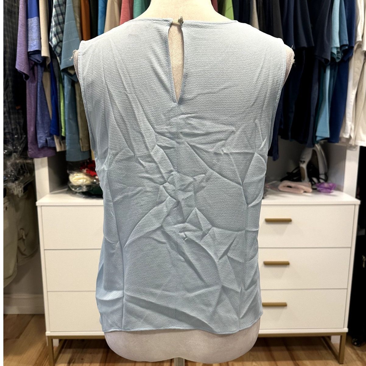 Vince Camuto Vince Camuto Light Blue Tie Front Tank Top Boho Chic S NWOT Size S / US 4 / IT 40 - 4 Thumbnail