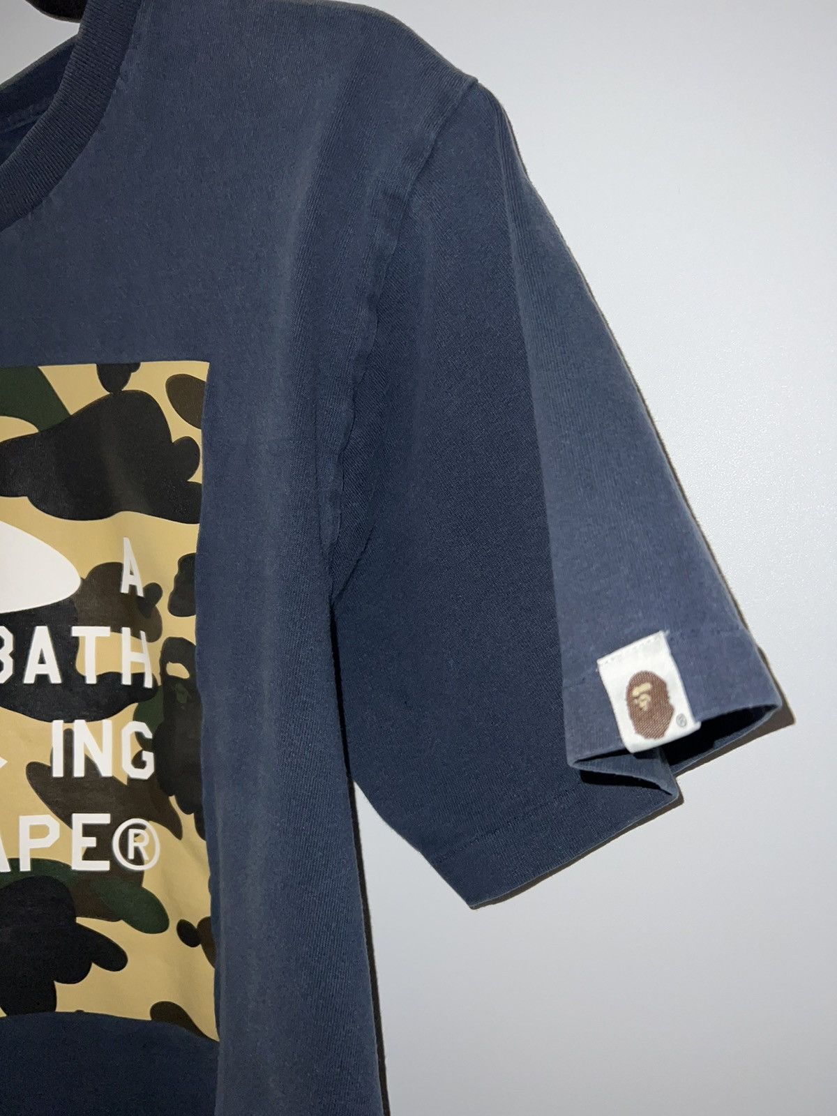 Bape 1st Camo Ape Face Tee Size US M / EU 48-50 / 2 - 6 Thumbnail
