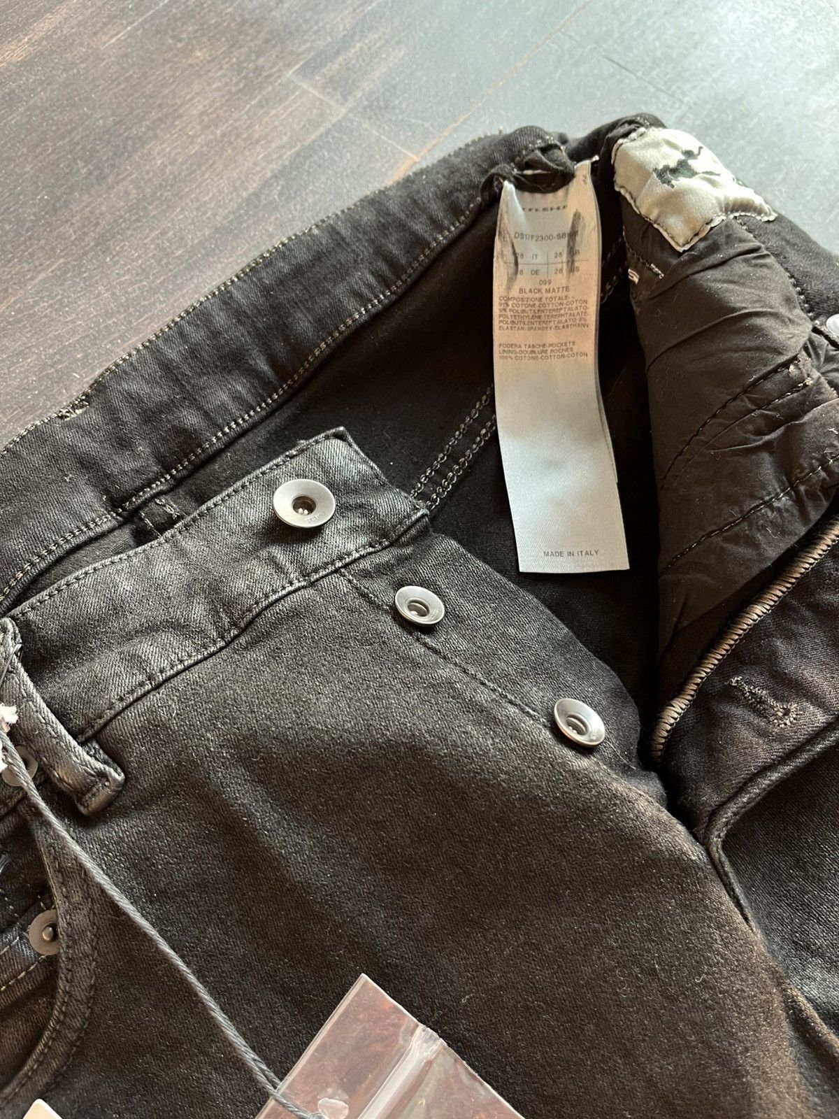 Rick Owens rick owens fw17 “glitter” black waxed detroit cut jeans Size US 28 / EU 44 - 4 Thumbnail