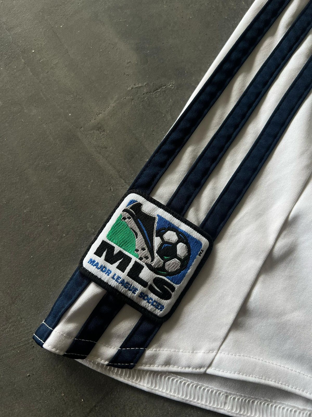 Adidas × David Beckham × Vintage LA GALAXY Vintage 2007/2008 HOME Size US L / EU 52-54 / 3 - 5 Thumbnail