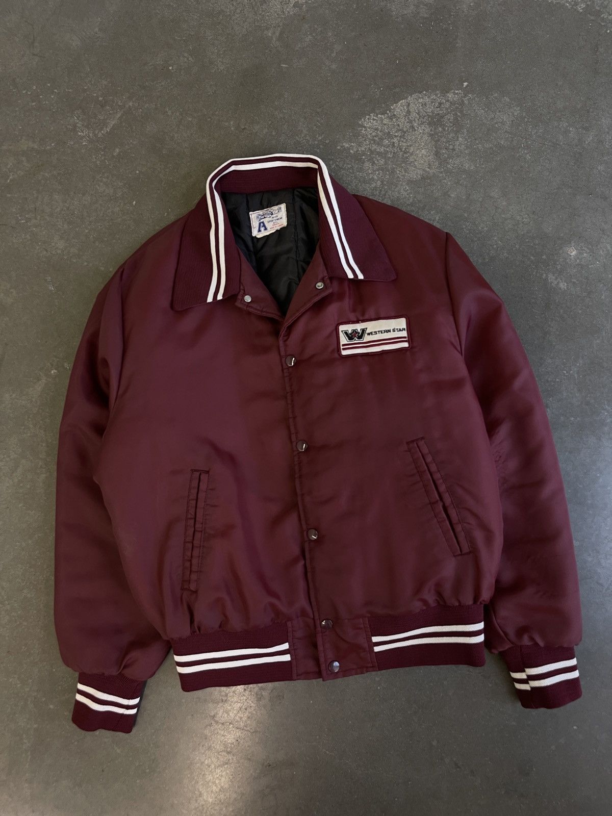 Vintage Avon Sportswear Bomber Size US L / EU 52-54 / 3 - 7 Thumbnail