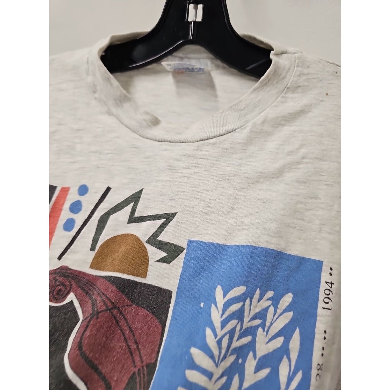 Hanes VINTAGE Hanes Graphic T Shirt Men XL Black Art & Craft Size US XL / EU 56 / 4 - 6 Thumbnail