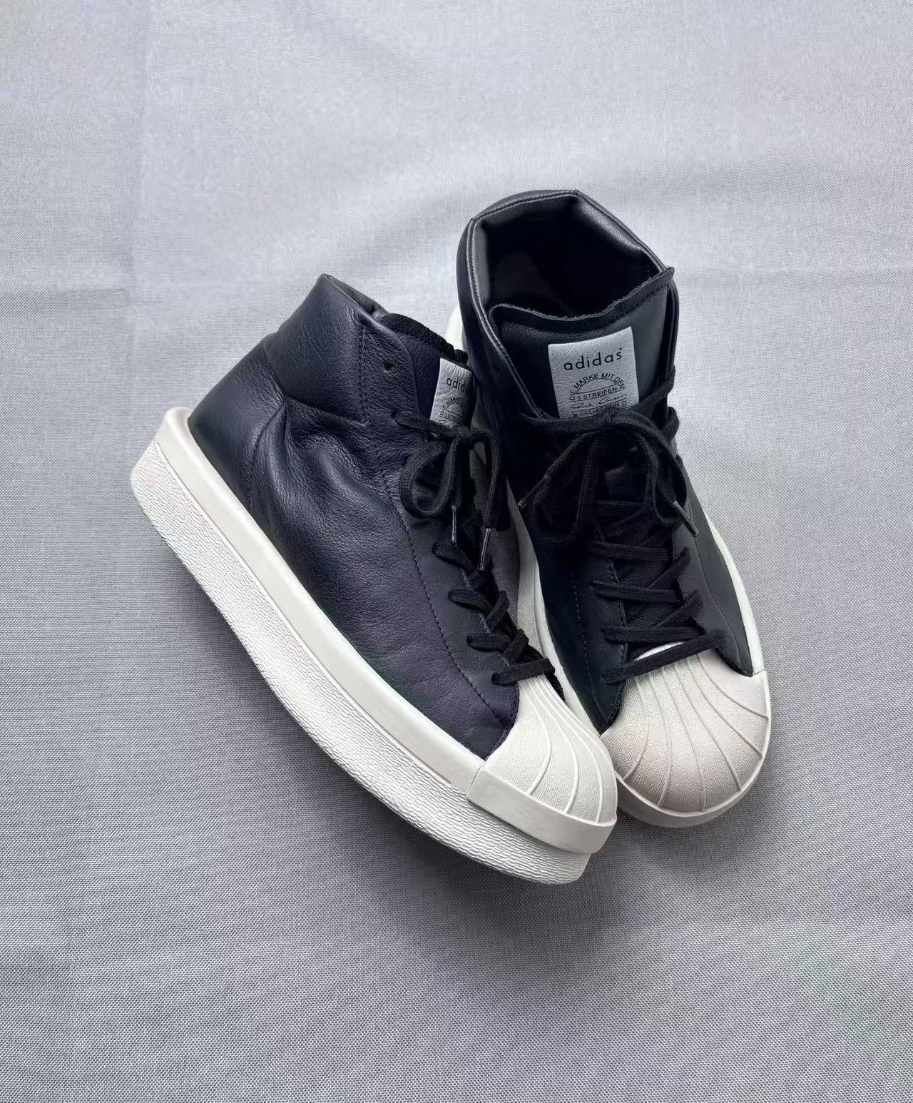 Adidas Adidas Collab Black Lowtop Sneakers 42 Men Size US 9 / EU 42 - 1 Thumbnail