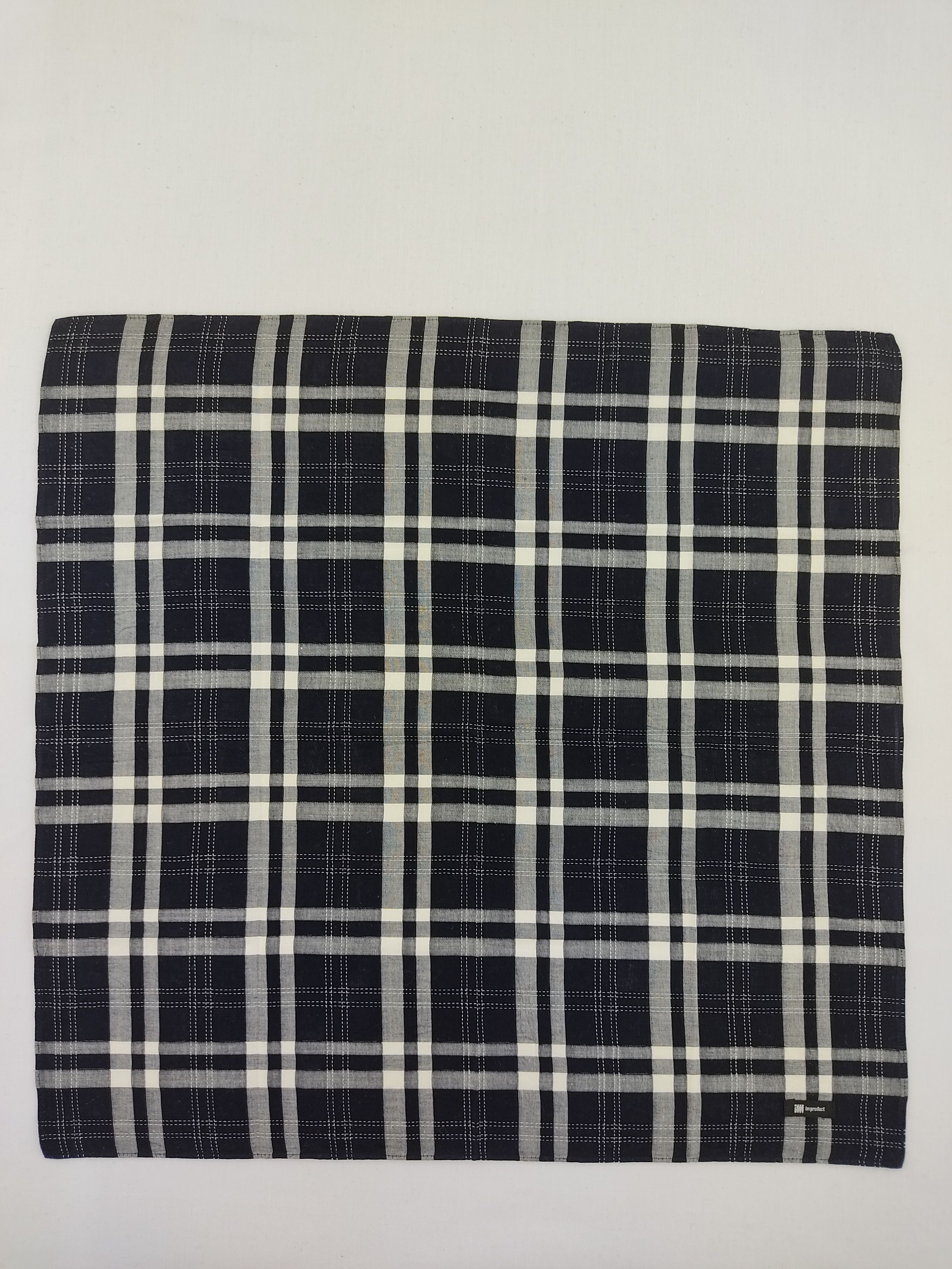 Issey Miyake Vintage Issey Miyake Handkerchief / Neckwear / Bandana Size ONE SIZE - 1 Thumbnail