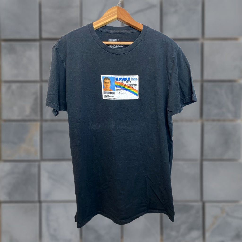 Logo 7 Superbad Mclovin ID Logo Tee T-Shirt S/S Crew Neck Men's Size Large Black Multicolor Logo Graphic Print 2010s Movie T-Shirt Shirt Mens Size US L / EU 52-54 / 3 - 1 Thumbnail