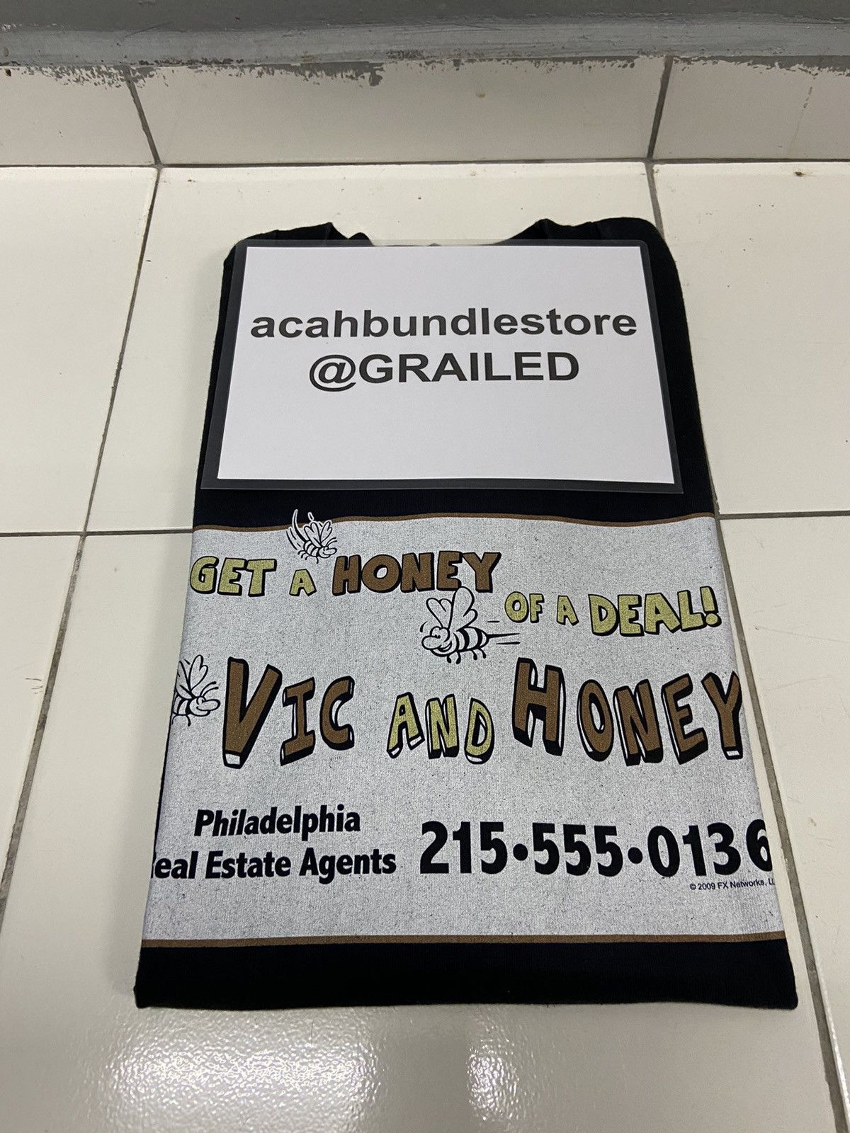 Other HUGH HONEY + VIC VINEGAR 2009 TEE SHIRT Size US L / EU 52-54 / 3 - 14 Thumbnail