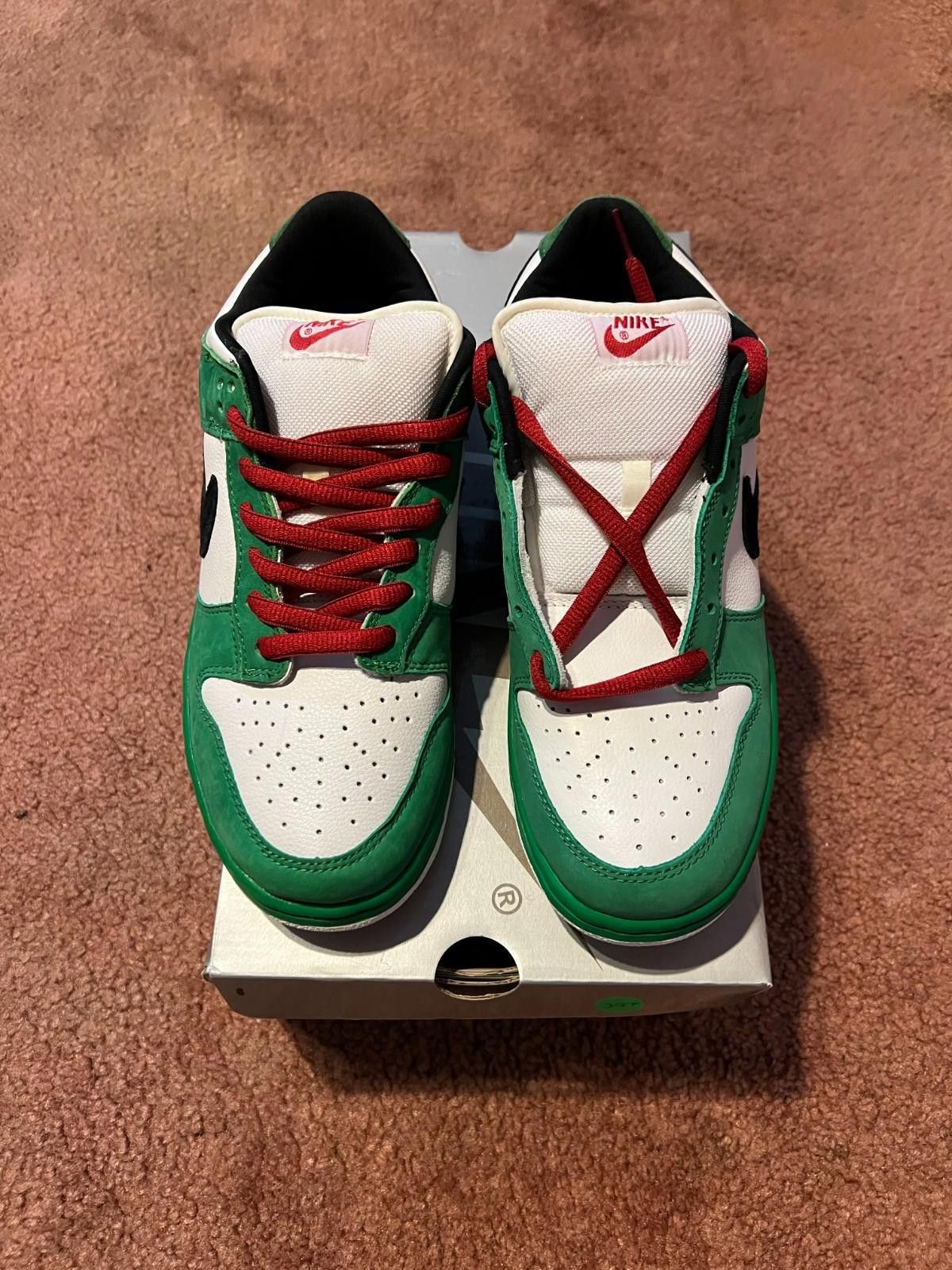 Nike 2003 Nike SB Dunk Low Pro Heineken 304292-302 US10.5 Size US 9.5 / EU 42-43 - 6 Thumbnail