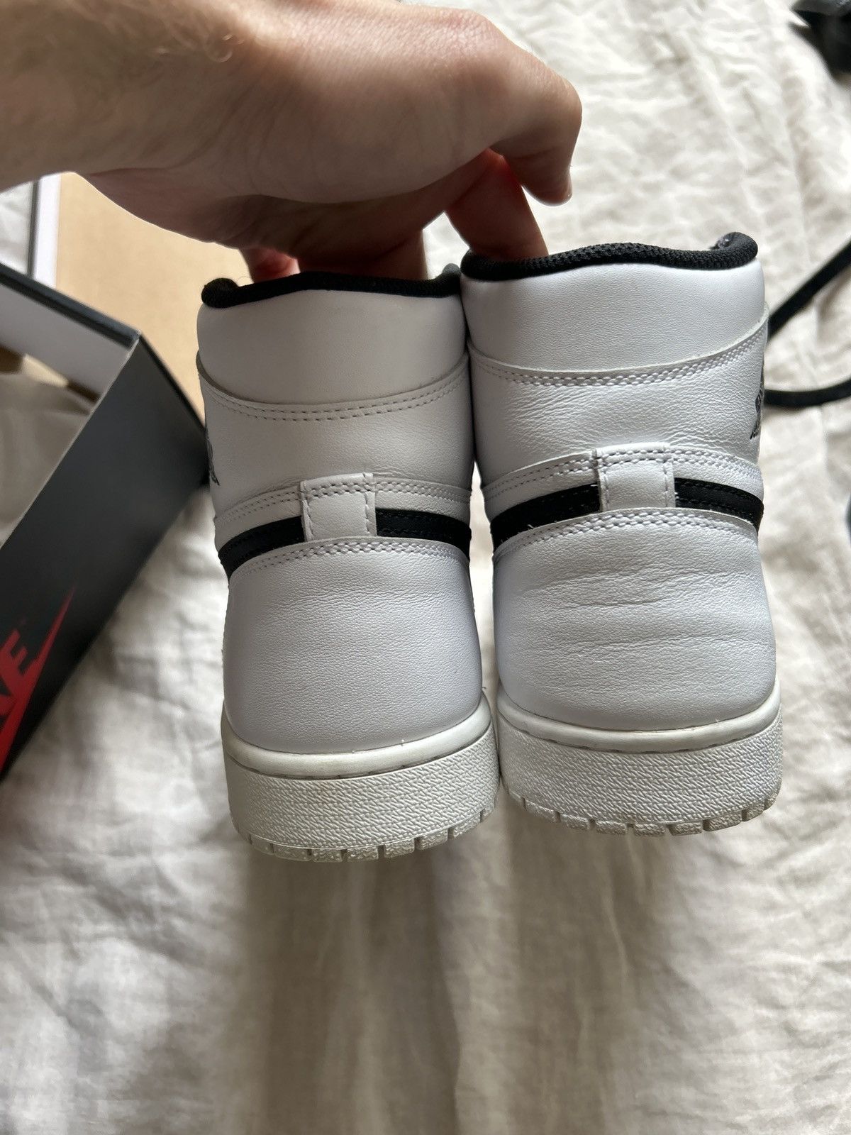 Jordan Brand × Nike Jordan 1 High OG Ying Yang Size US 8.5 / EU 41-42 - 7 Thumbnail