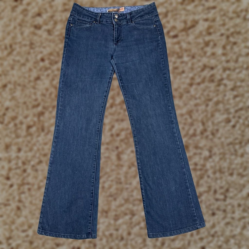 Paige Paige Jeans Womens 30 Blue Denim Bootcut Dark Wash USA Made 30x32 Jeans Womens Bootcut 90s Southwestern USA Color Blue Size 30 Regular Womens Paige Size 30" / US 8 / IT 44 - 1 Thumbnail