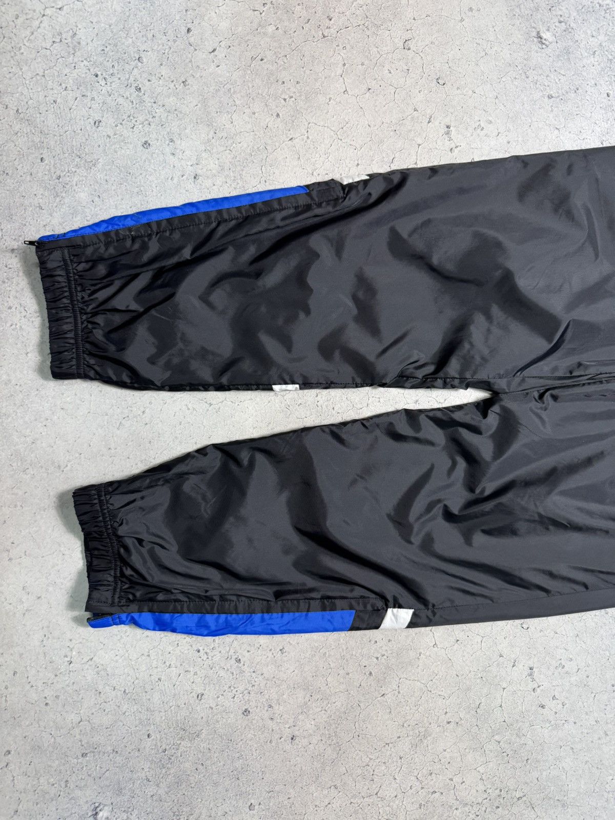 Nike Nike Vintage 90’s Nylon Track Pants Black Size US 30 / EU 46 - 3 Thumbnail