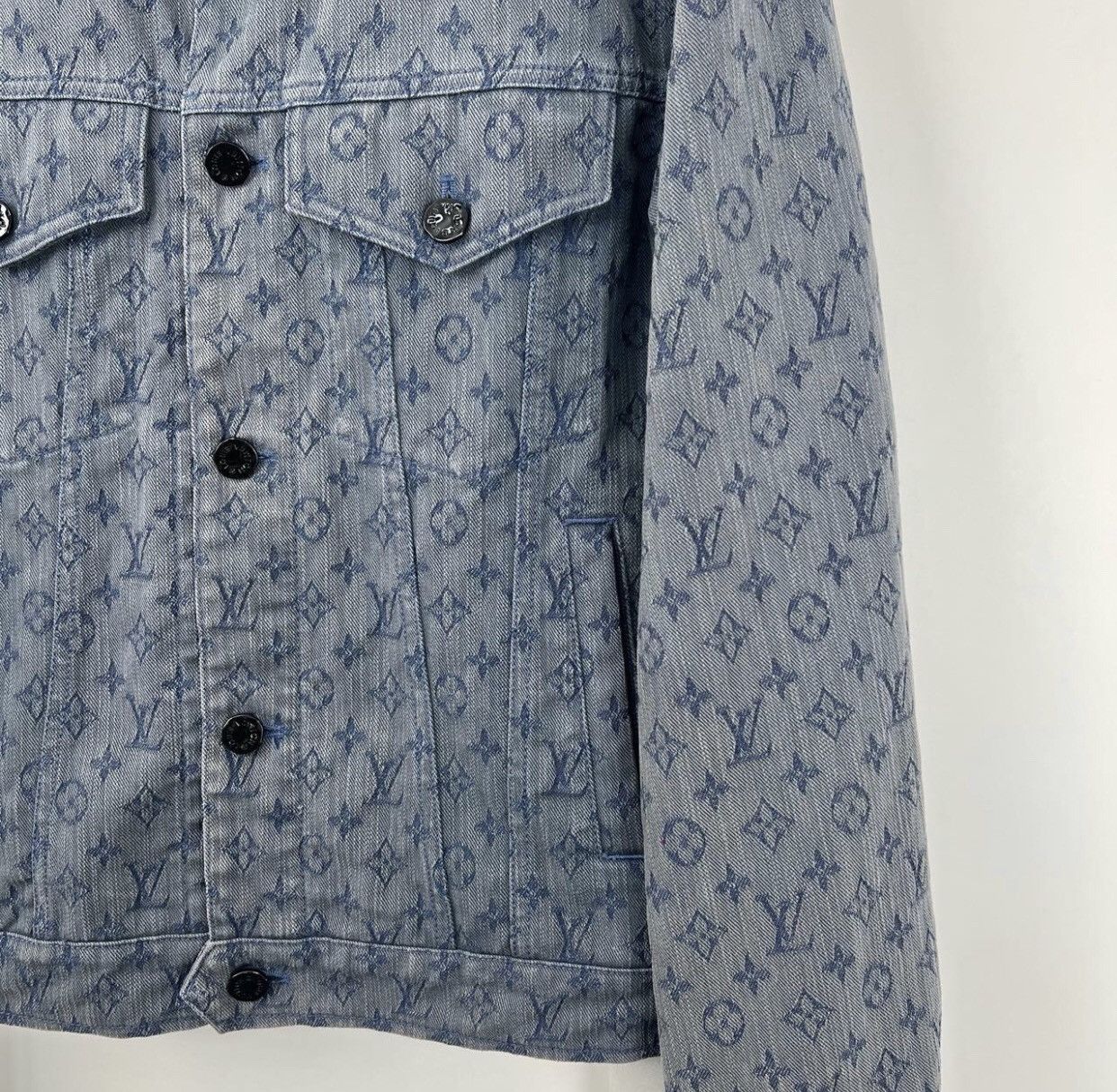 Louis Vuitton Louis Vuitton LV blue floral print denim jacket2412- Size M / US 6-8 / IT 42-44 - 6 Thumbnail
