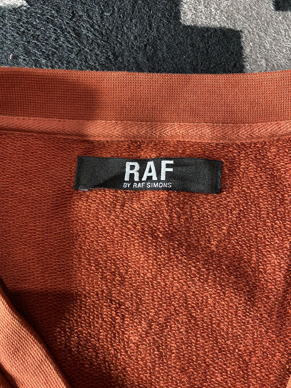 Raf by Raf Simons × Vintage Vintage raf simons v neck sweatshirts embroidery Size US M / EU 48-50 / 2 - 6 Thumbnail