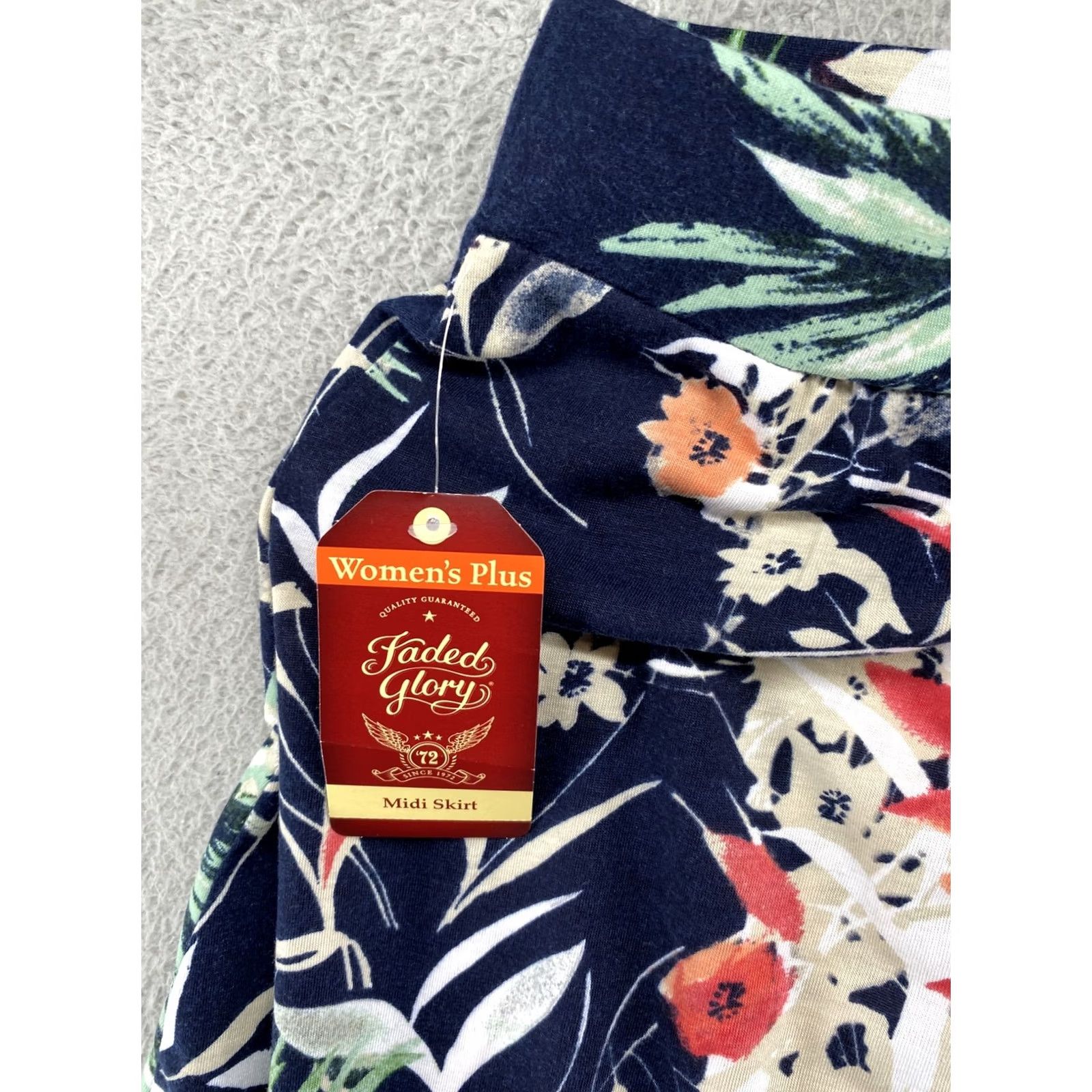 Faded Glory NWT Faded Glory Floral Hawaiian Midi Skirt Plus Size 4X Women Multicolor A-Line Beach 90s? Size 40" / US 18 - 2 Thumbnail