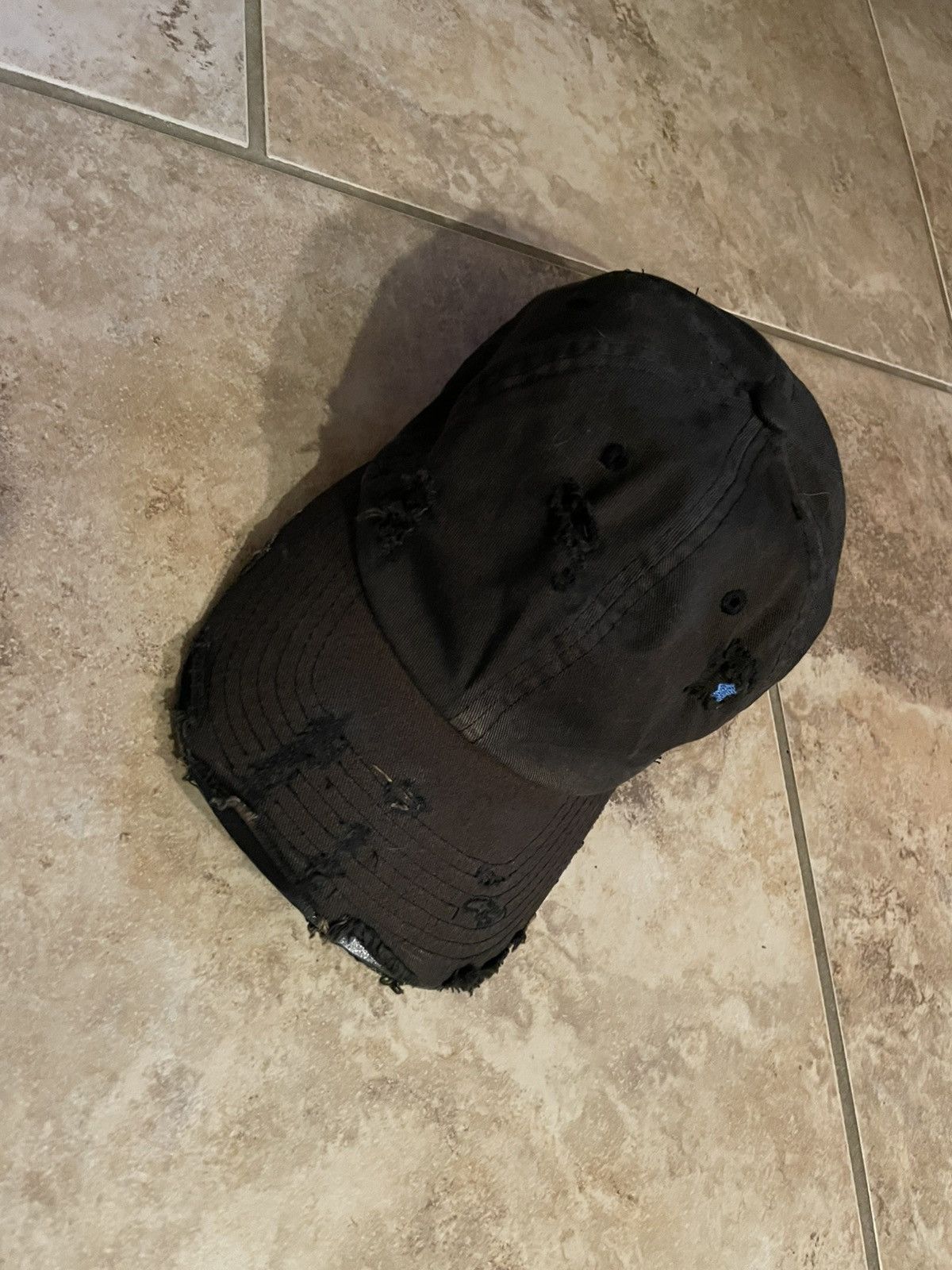 GREG ROSS x YEEZY GR DISTRESSED CAP BASEBALL IN CHARCOAL