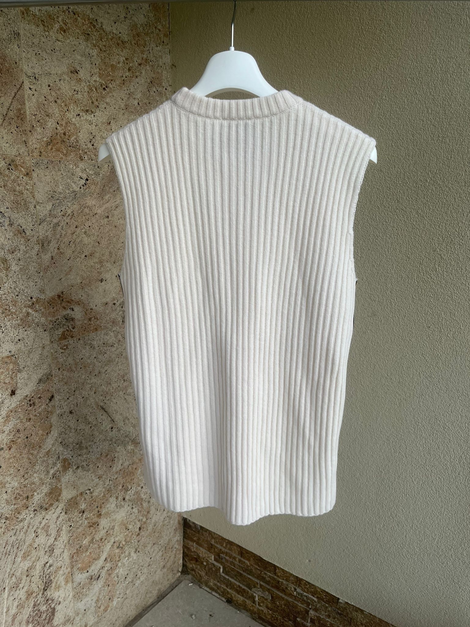 Calvin Klein 205W39NYC × Raf Simons Ribbed Sleeveless Sweater With Tape in Ivory Size US L / EU 52-54 / 3 - 12 Thumbnail