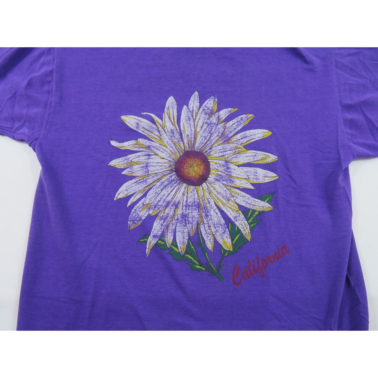 Other California T-Shirts, Daisy Flower, Purple White Sz M 1990s Size US M / EU 48-50 / 2 - 2 Thumbnail
