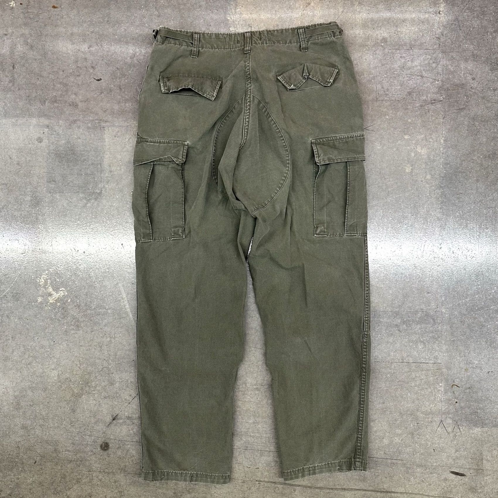 Olive TRU-SPEC Cargo Pants Men’s Large Regular Olive Army Green 2000s Size US 33 - 2 Thumbnail