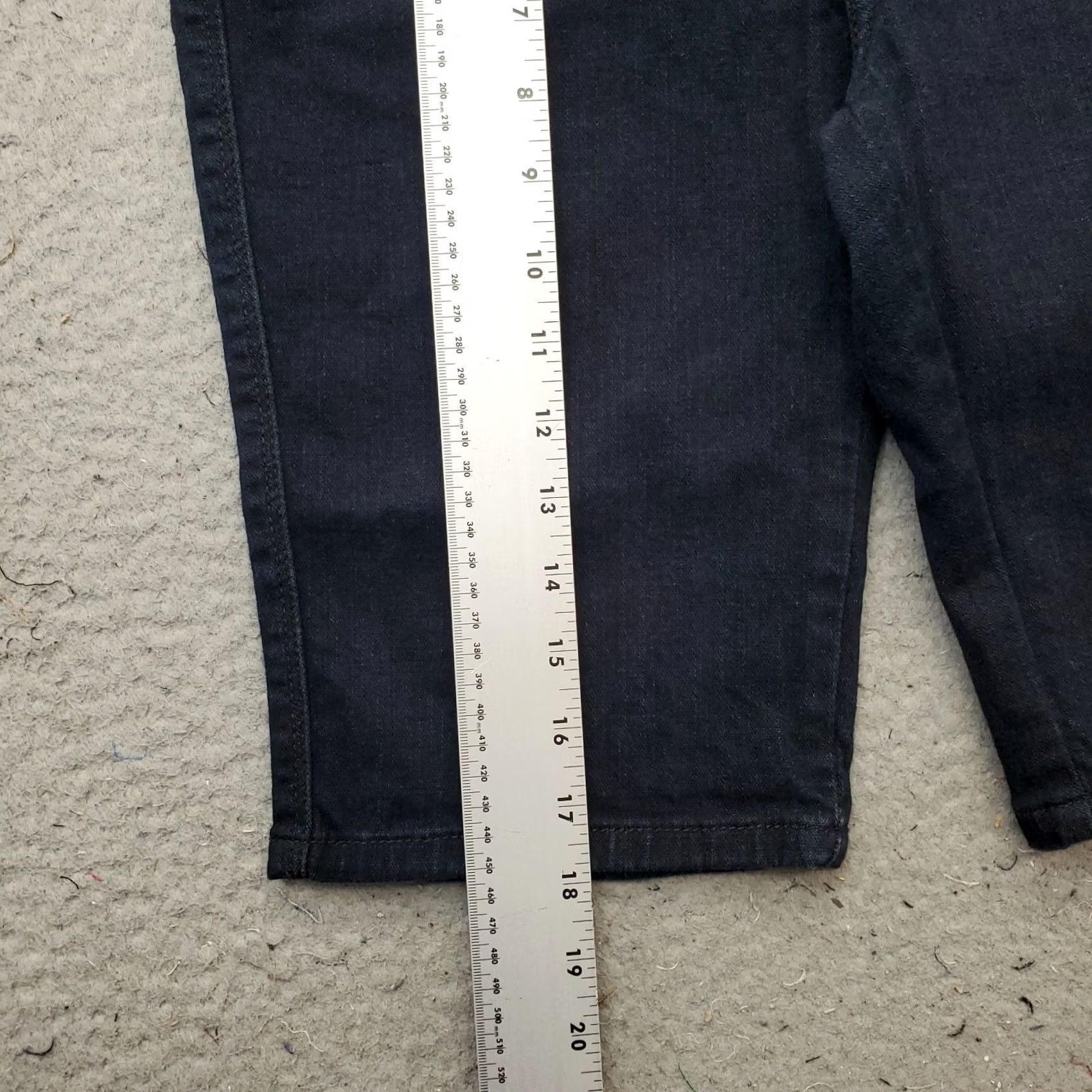 Levi's Levi's Womens 9 Blue Denim Dark Wash 5-Pocket Bermuda Shorts Size 30" / US 8 / IT 44 - 3 Thumbnail