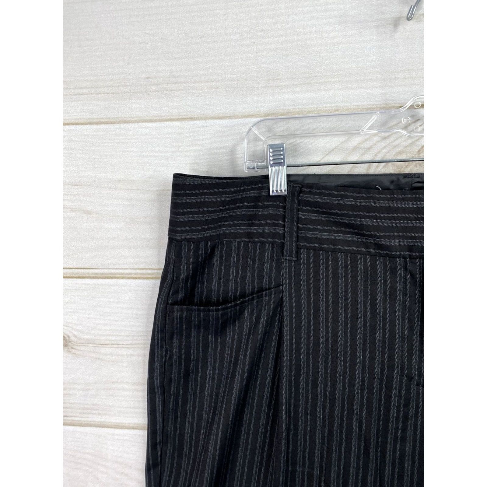 Old Navy Old Navy Dress Pants Womens Size 16 Black Stripe Wide-Leg Stretch Career Dress Pants Size 38" / US 16 / IT 52 - 2 Thumbnail