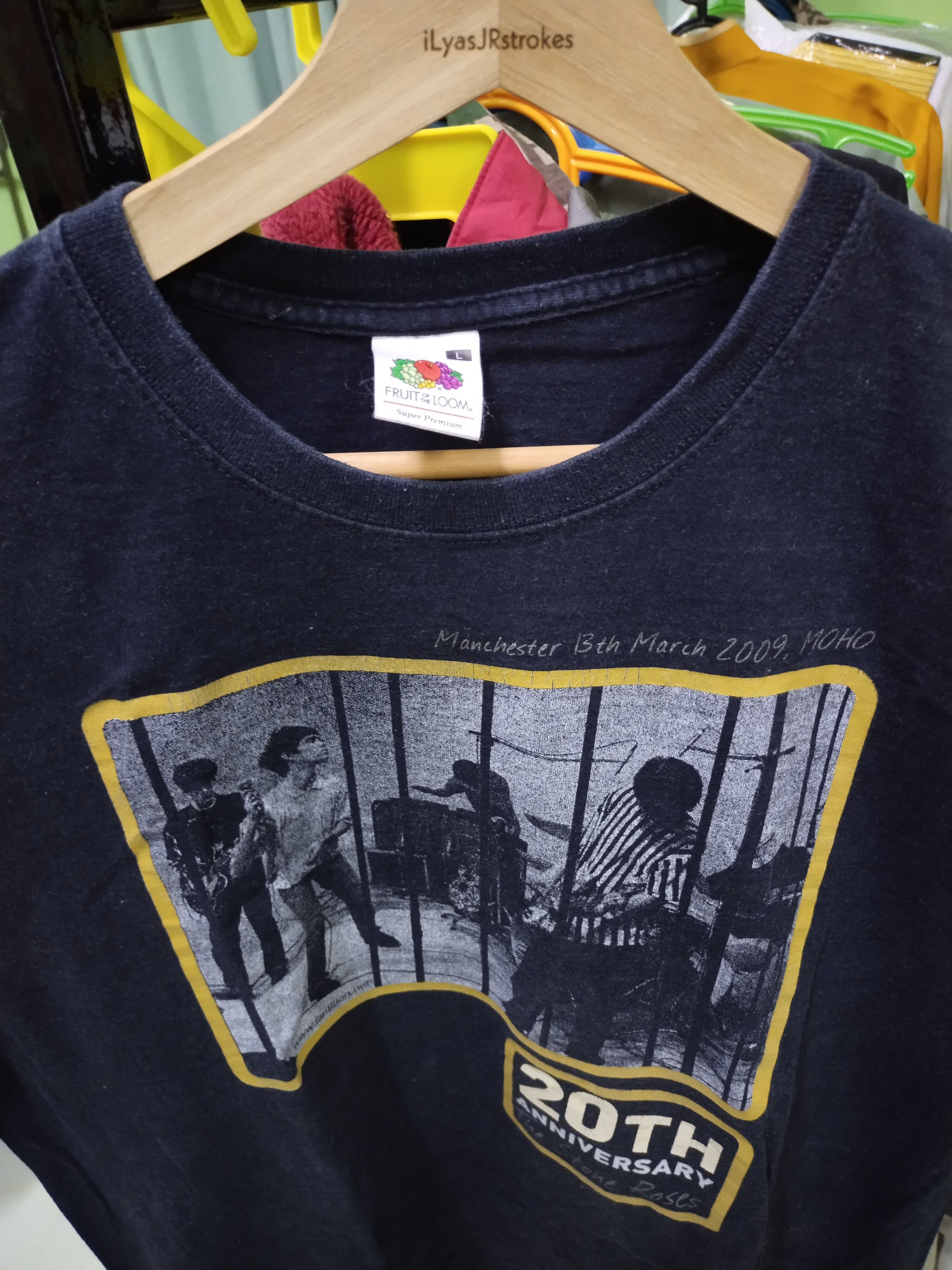 Band Tees Vintage The Stone Roses 20th Anniversary T Shirt Rare Size US L / EU 52-54 / 3 - 2 Thumbnail