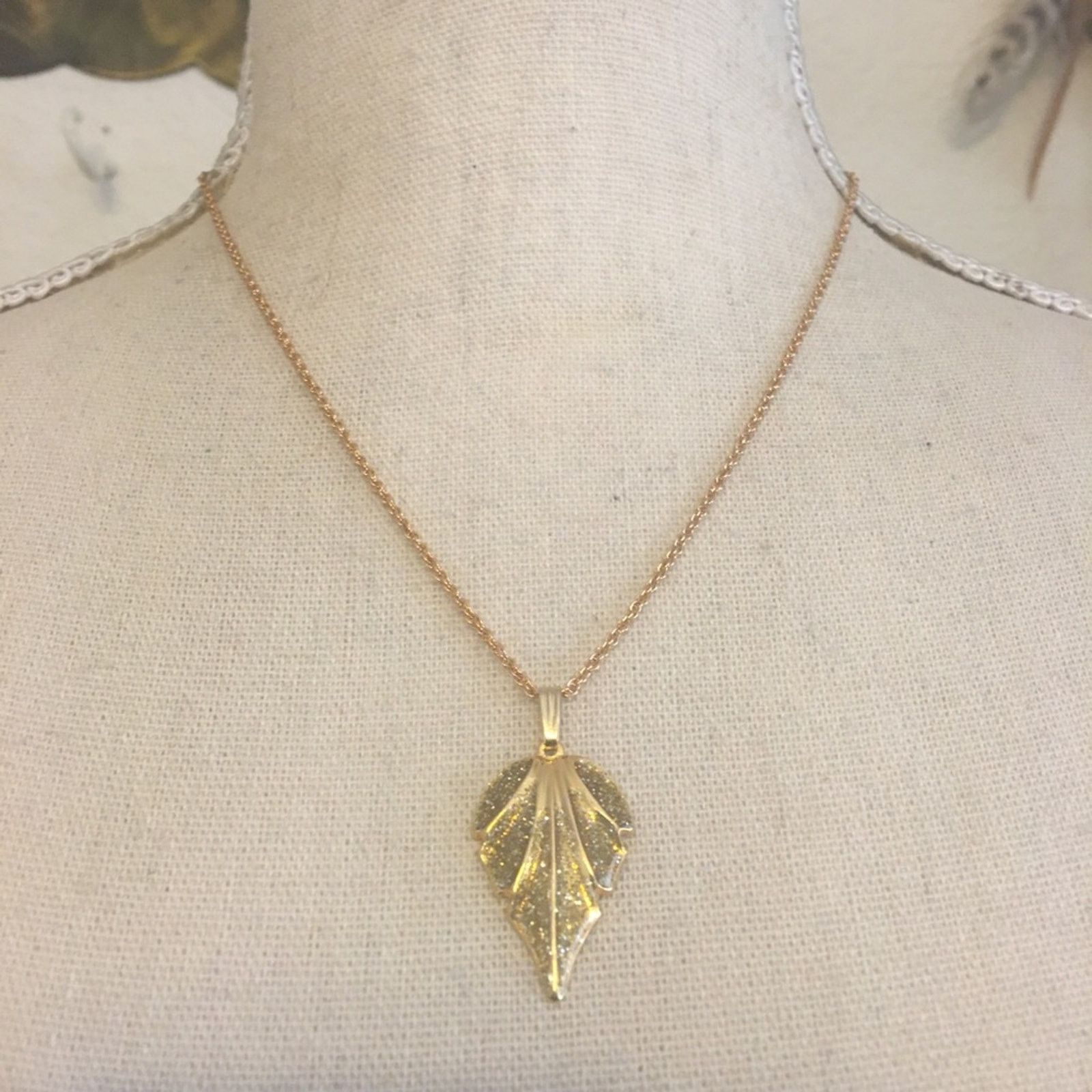 Jewelry Sparkle enamel leaf pendant on gold chain necklace Size ONE SIZE - 1 Thumbnail