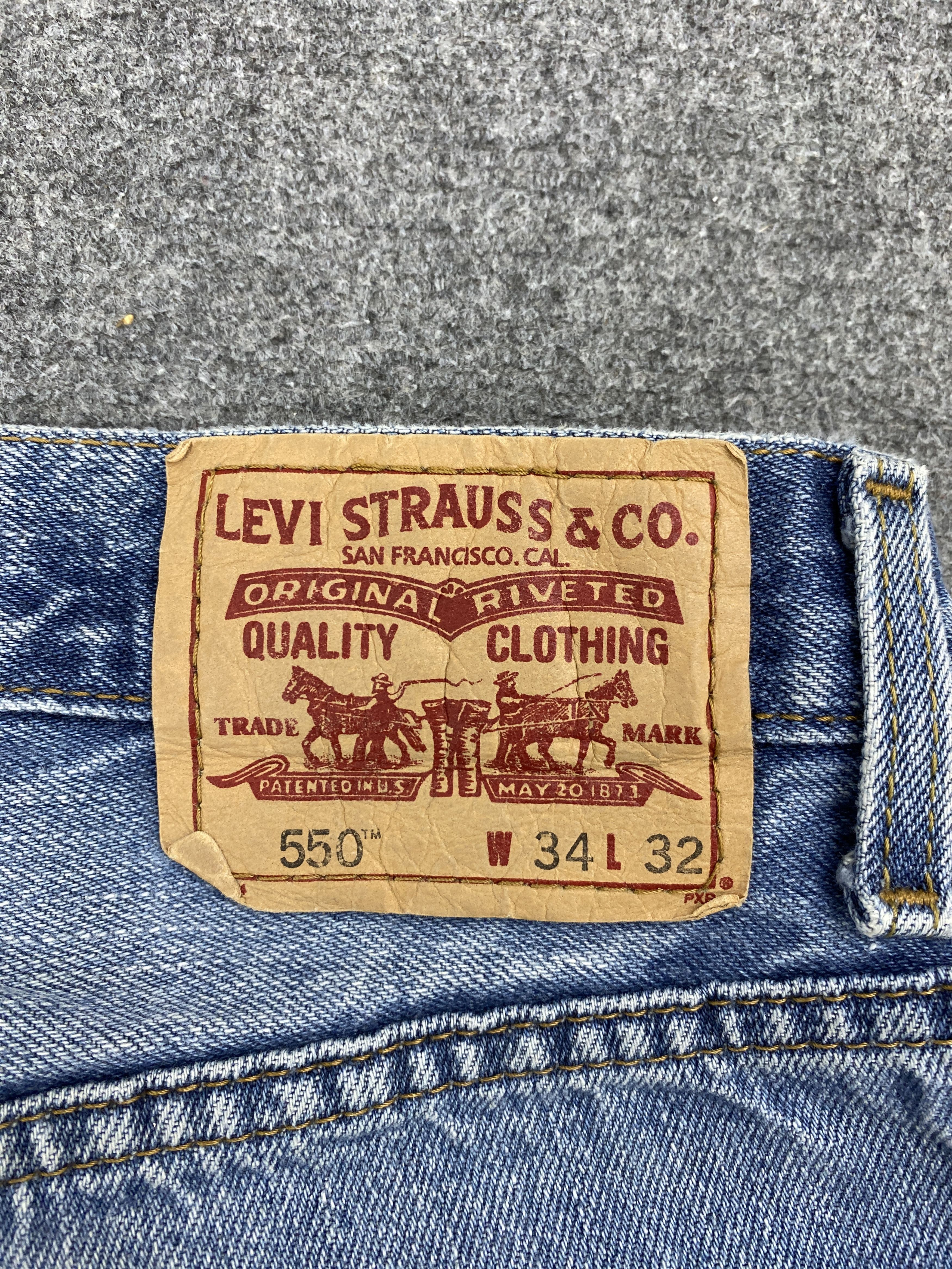 Levi's × Vintage Faded Blue Vintage Levis 550 Distressed Jeans Size US 34 / EU 50 - 5 Thumbnail