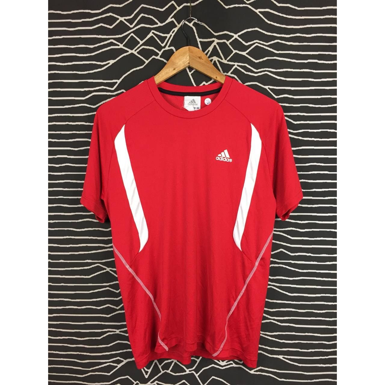 Adidas × Vintage Adidas Small Logo Short Sleeve Sportswear Jersey Size US S / EU 44-46 / 1 - 1 Thumbnail