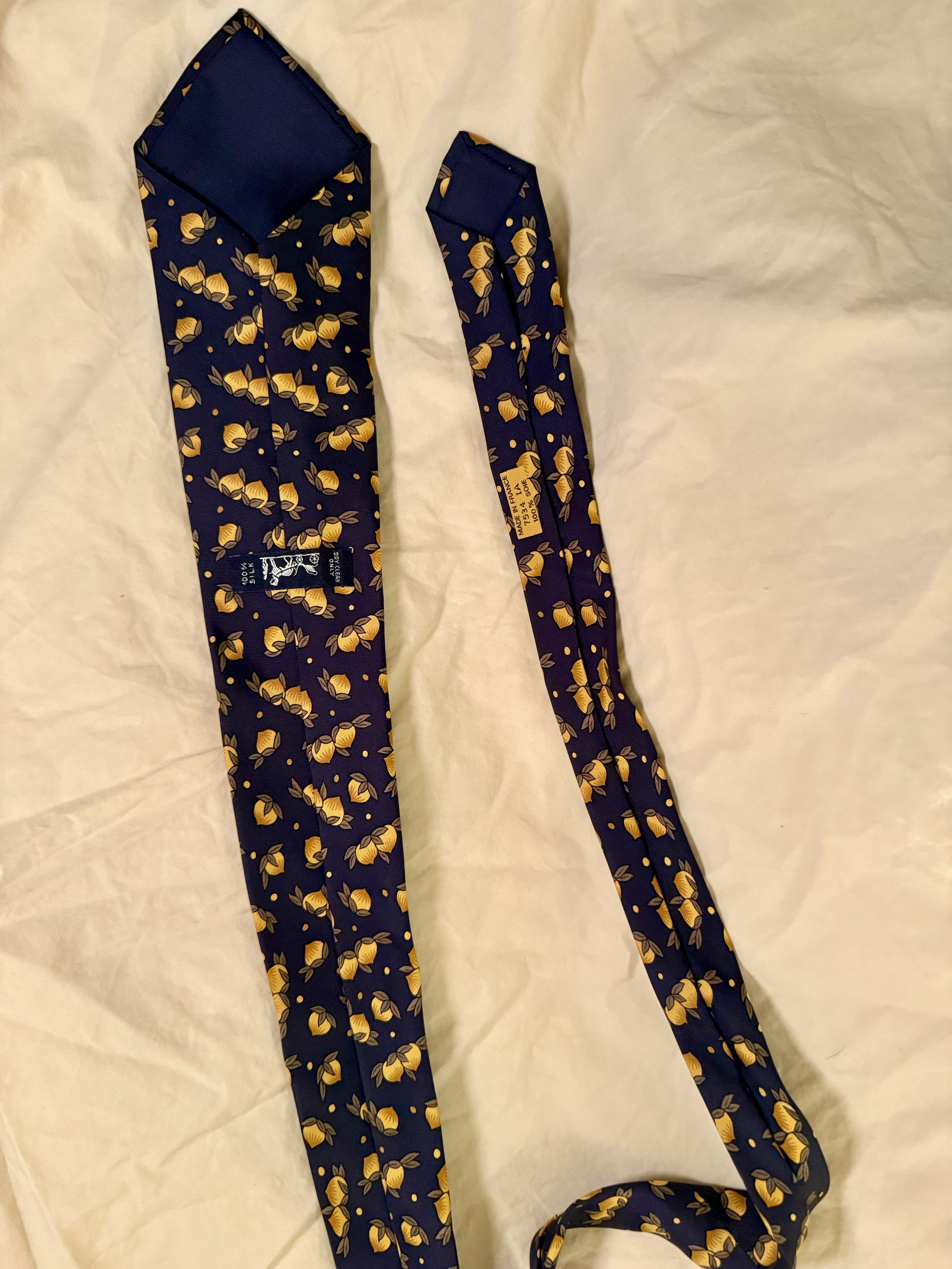 Hermes Hermès Navy Silk Tie Lemon Print Novelty Size ONE SIZE - 4 Thumbnail