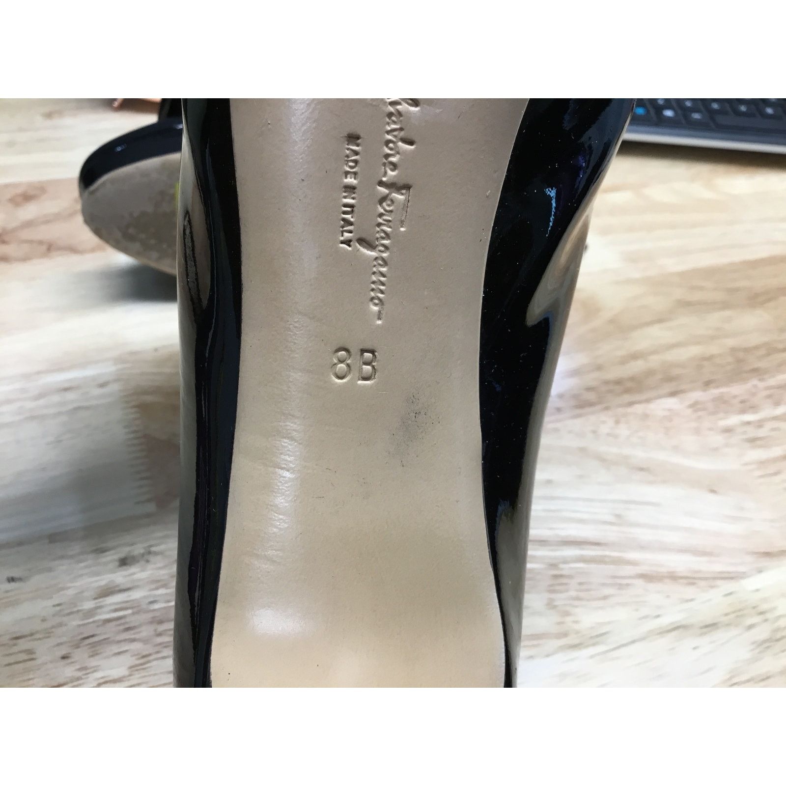 Salvatore Ferragamo Salvatore Ferragamo Flats Women's US 8B Black Comfort Shoes Size US 8 / IT 38 - 7 Thumbnail