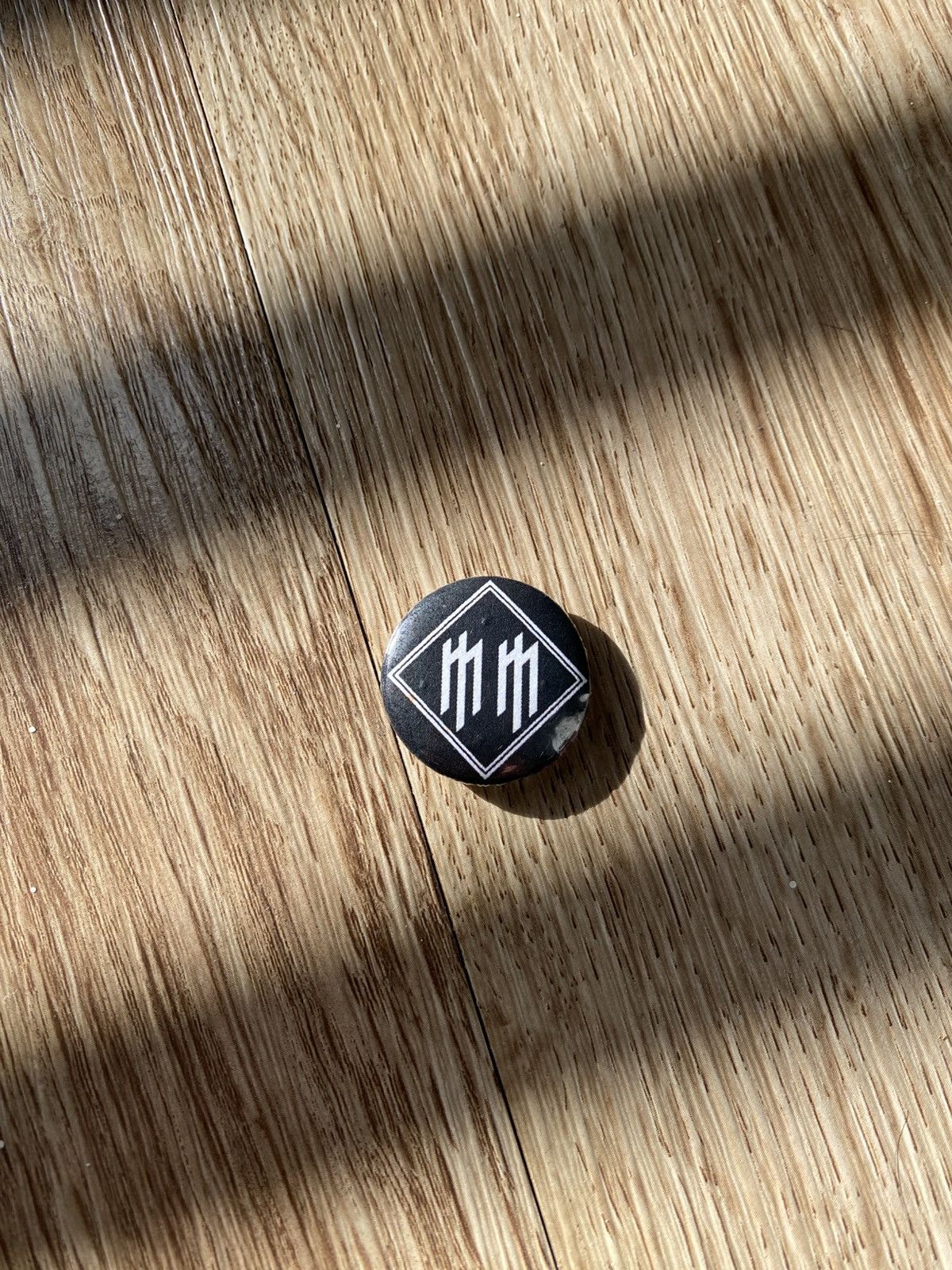 Marilyn Manson Vintage Marilyn Manson Pin Size ONE SIZE - 1 Thumbnail