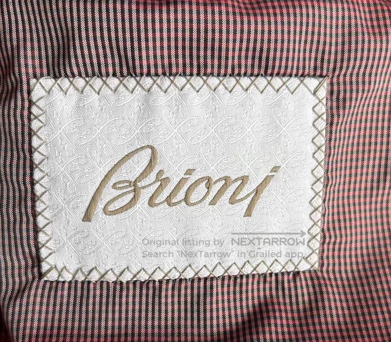 Brioni Brioni Red waterproof silk jacket Size US M / EU 48-50 / 2 - 3 Thumbnail