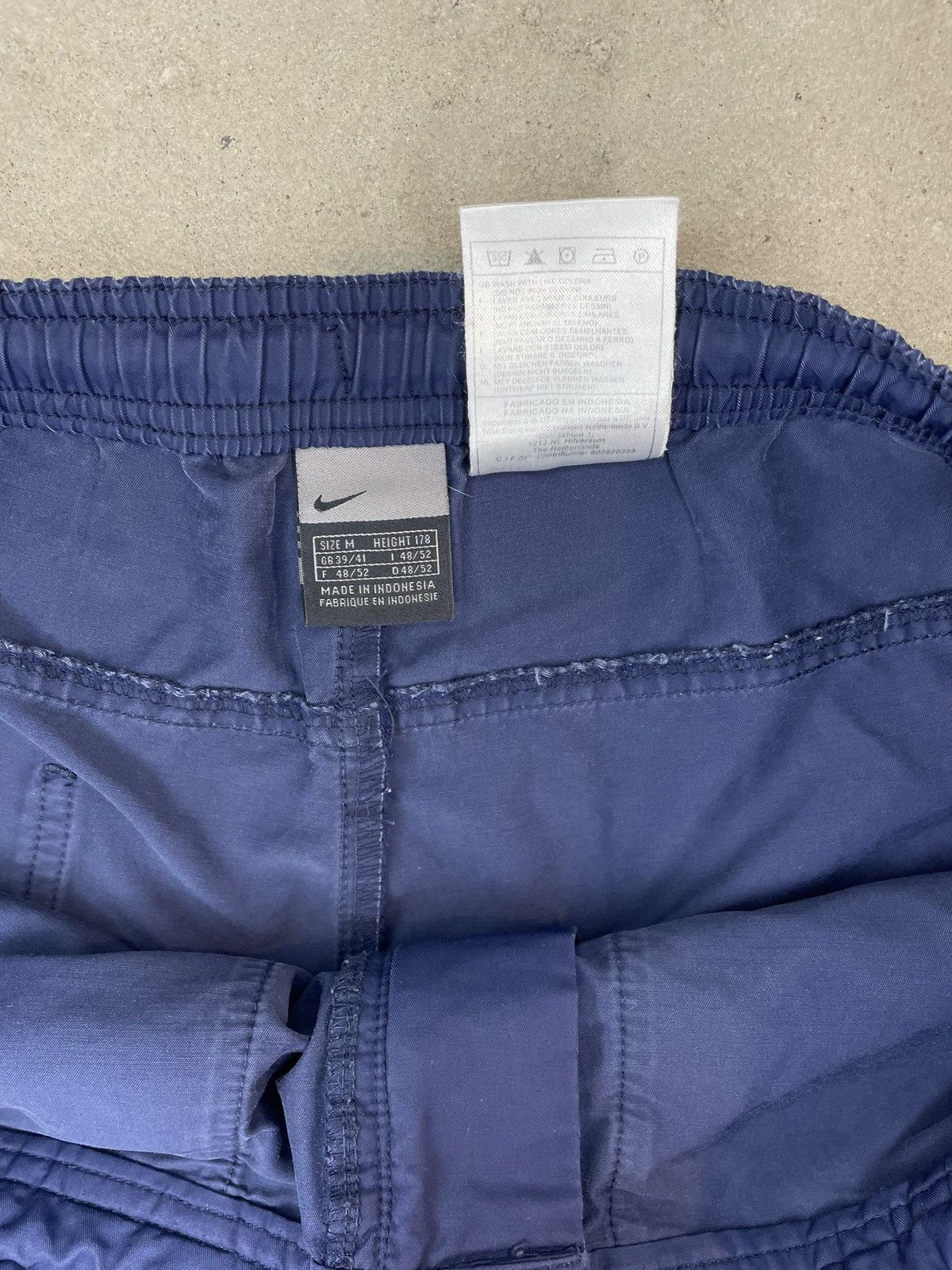 Nike × Vintage Vintage Nike Y2K shorts Size US 32 / EU 48 - 9 Thumbnail