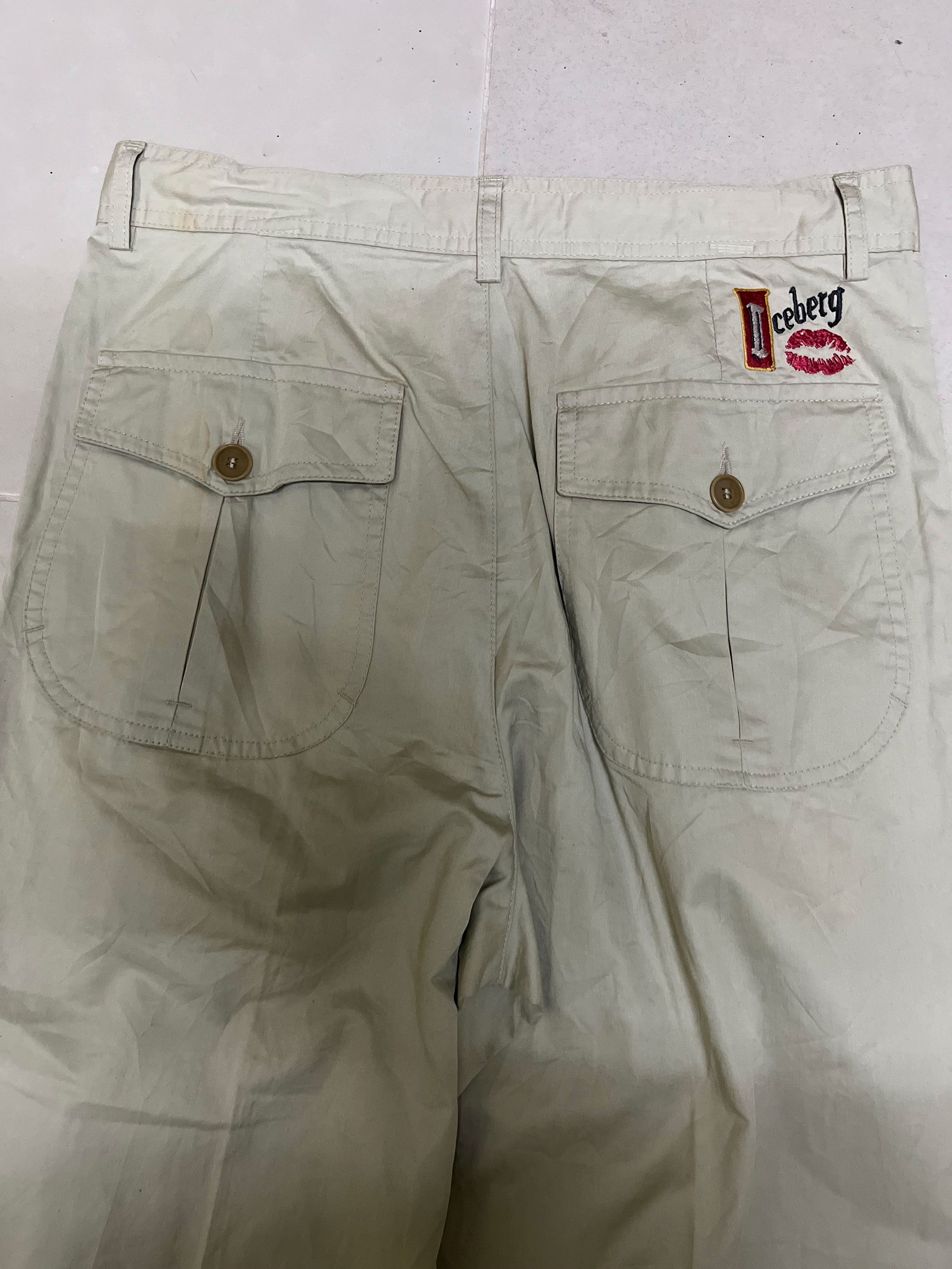 Iceberg Iceberg Lips Kiss Pleated Trousers Size US 30 / EU 46 - 6 Thumbnail