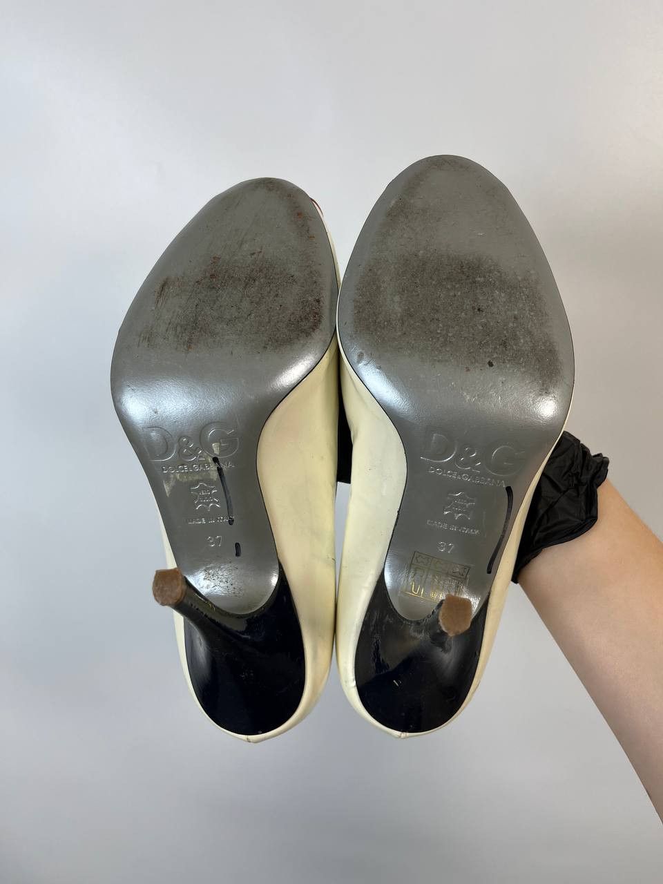 Dolce & Gabbana D&G White Patent Leather Peep Toe Pumps Size 37 Size US 7 / IT 37 - 3 Thumbnail