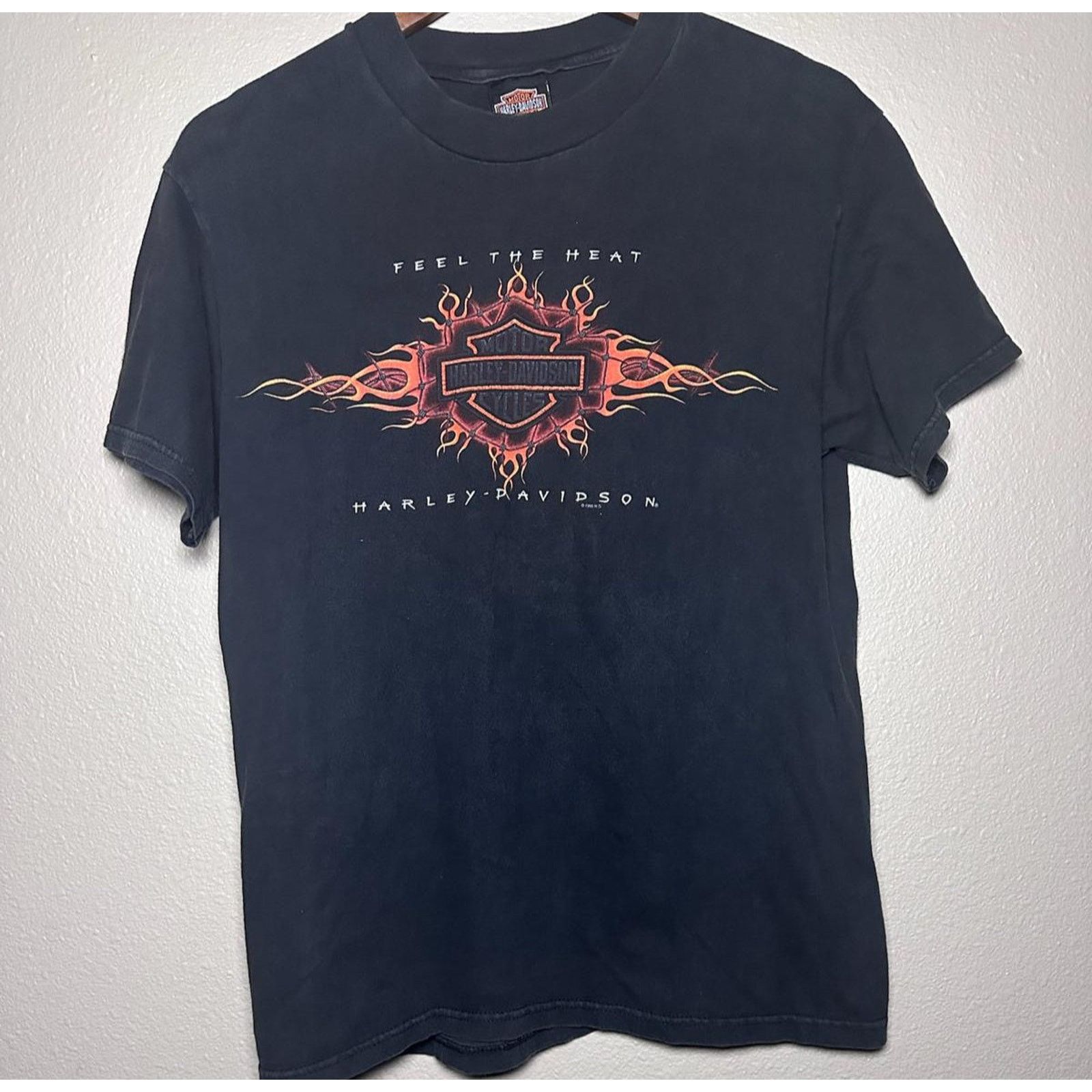 Harley Davidson 🔥 Harley-Davidson "Feel the Heat" Tee – Size L Size US L / EU 52-54 / 3 - 1 Thumbnail