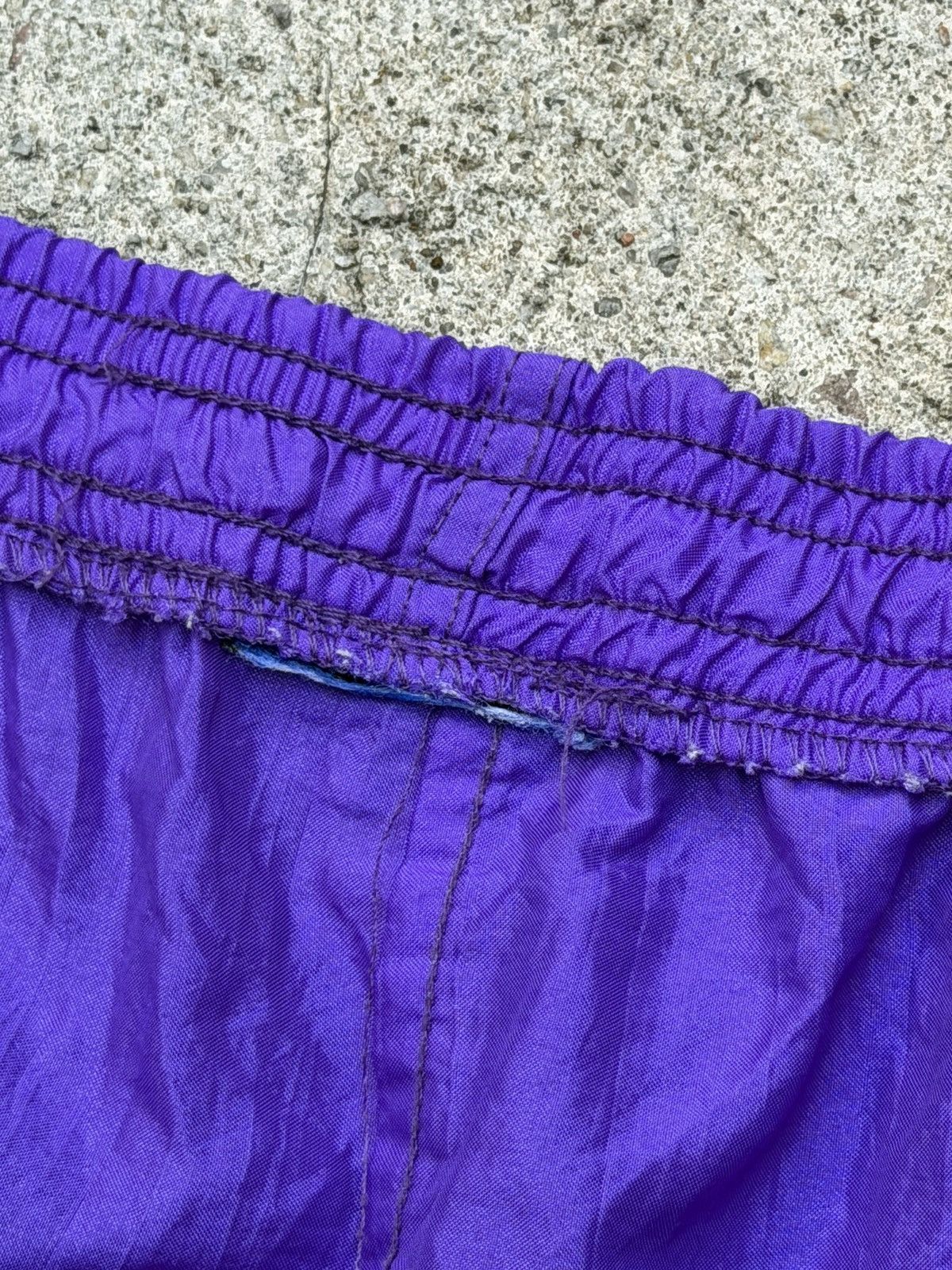 Umbro Vintage Umbro 90's Shorts Pants Size US 40 / EU 56 - 6 Thumbnail