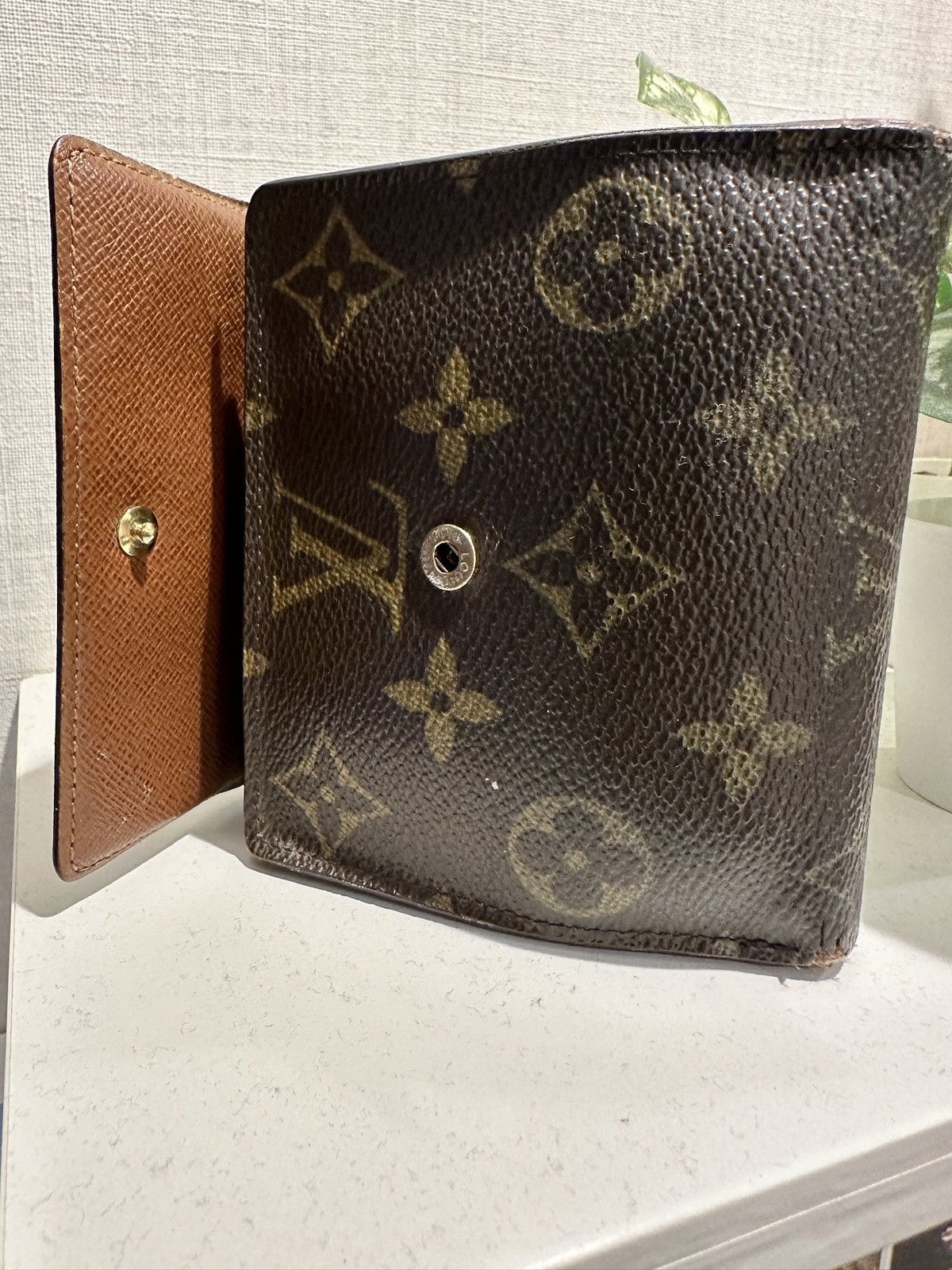 Louis Vuitton Louis Vuitton Leather Wallet for Unisex - Brown (M61652) Size ONE SIZE - 3 Thumbnail