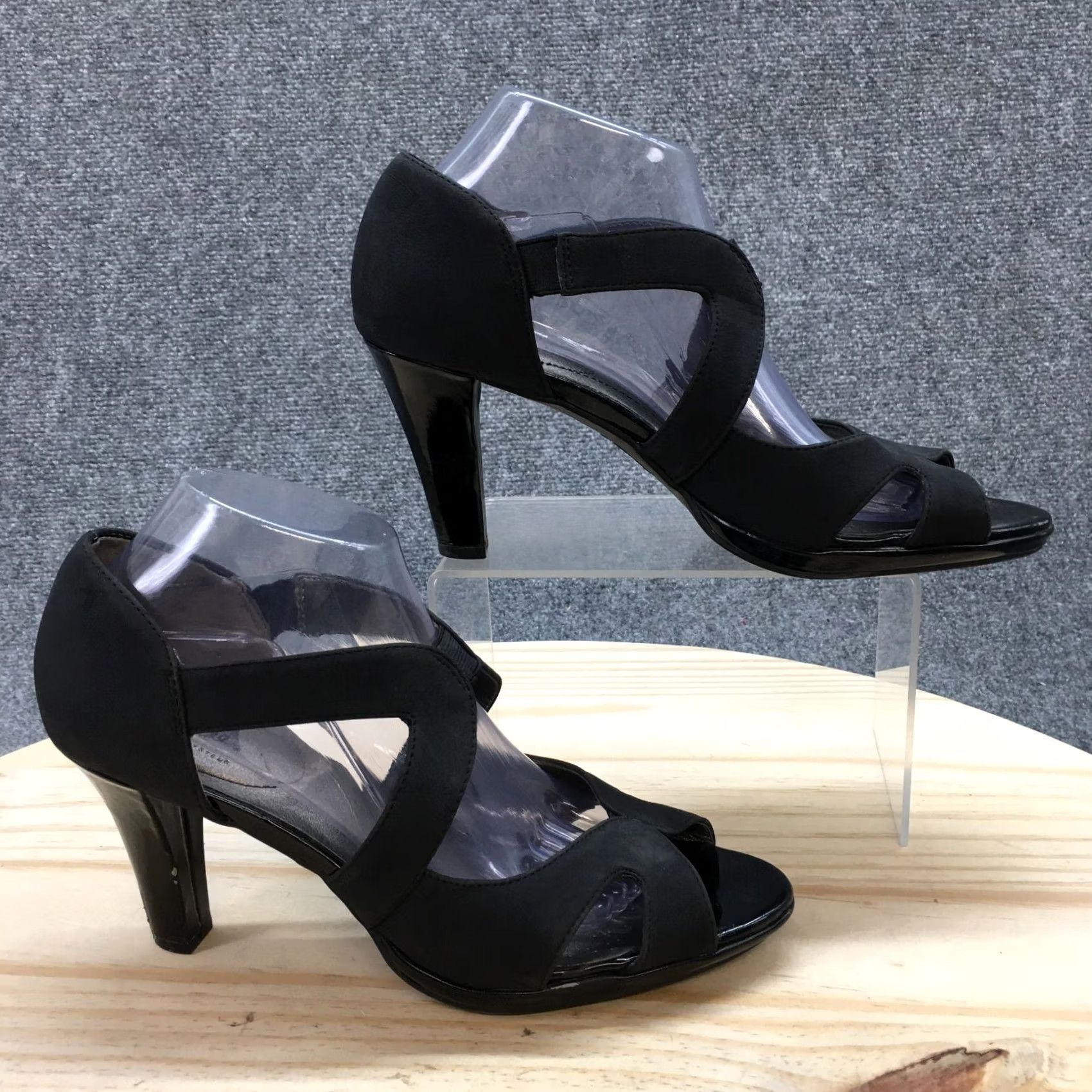 Vintage LifeStride Heels Womens 10 M Pump Black Cut Out Peep Toe Slip On Cone Heels Size US 10 / IT 40 - 2 Thumbnail