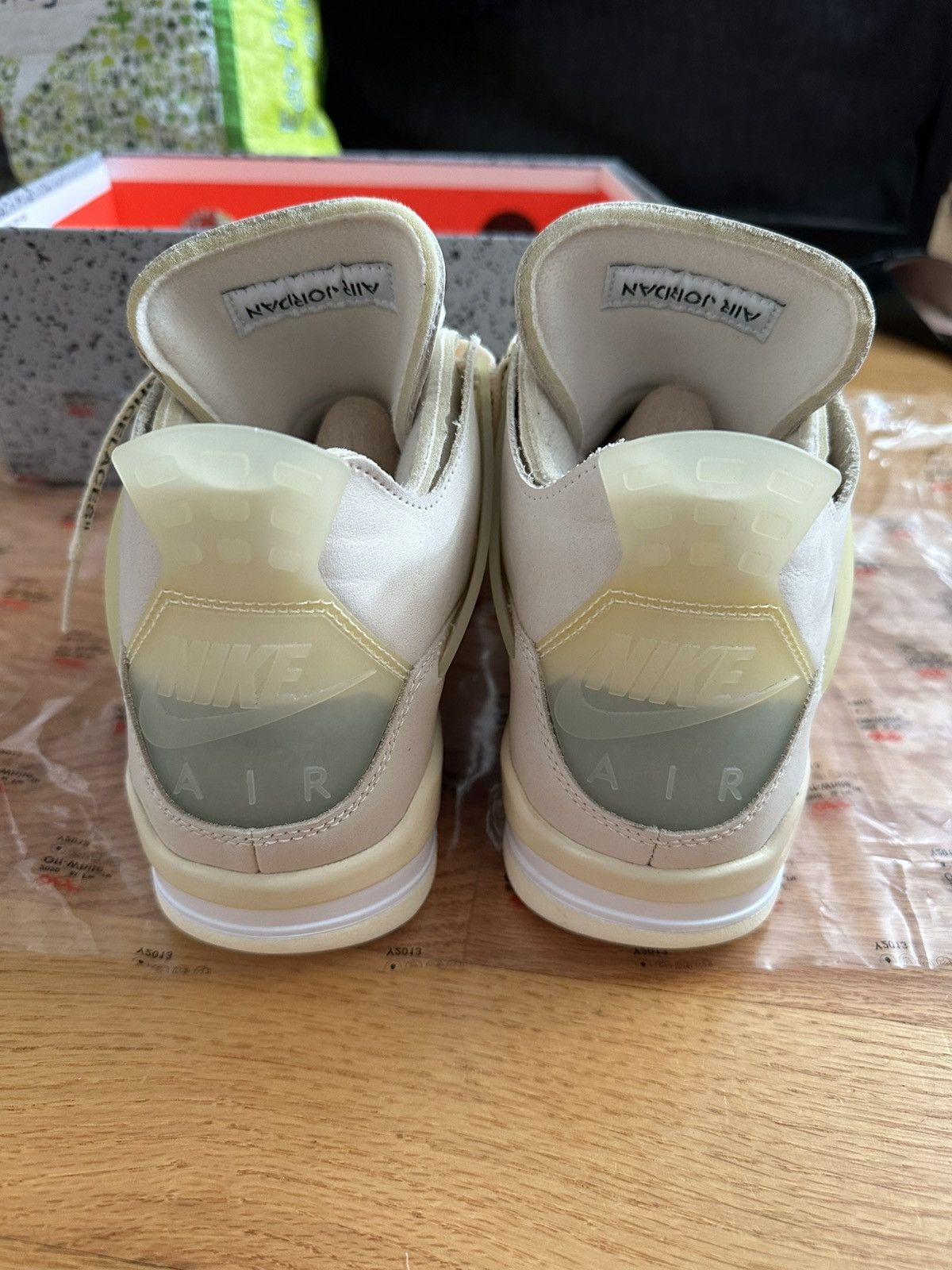 Nike × Off-White Nike x Off White Jordan 4 Sail Size US 9 / EU 42 - 2 Thumbnail