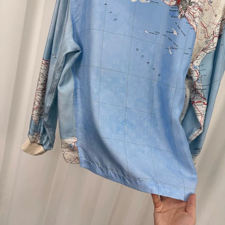 Louis Vuitton Louis Vuitton Marine Series Blue and White Full Print Silk Size XS / US 0-2 / IT 36-38 - 5 Thumbnail