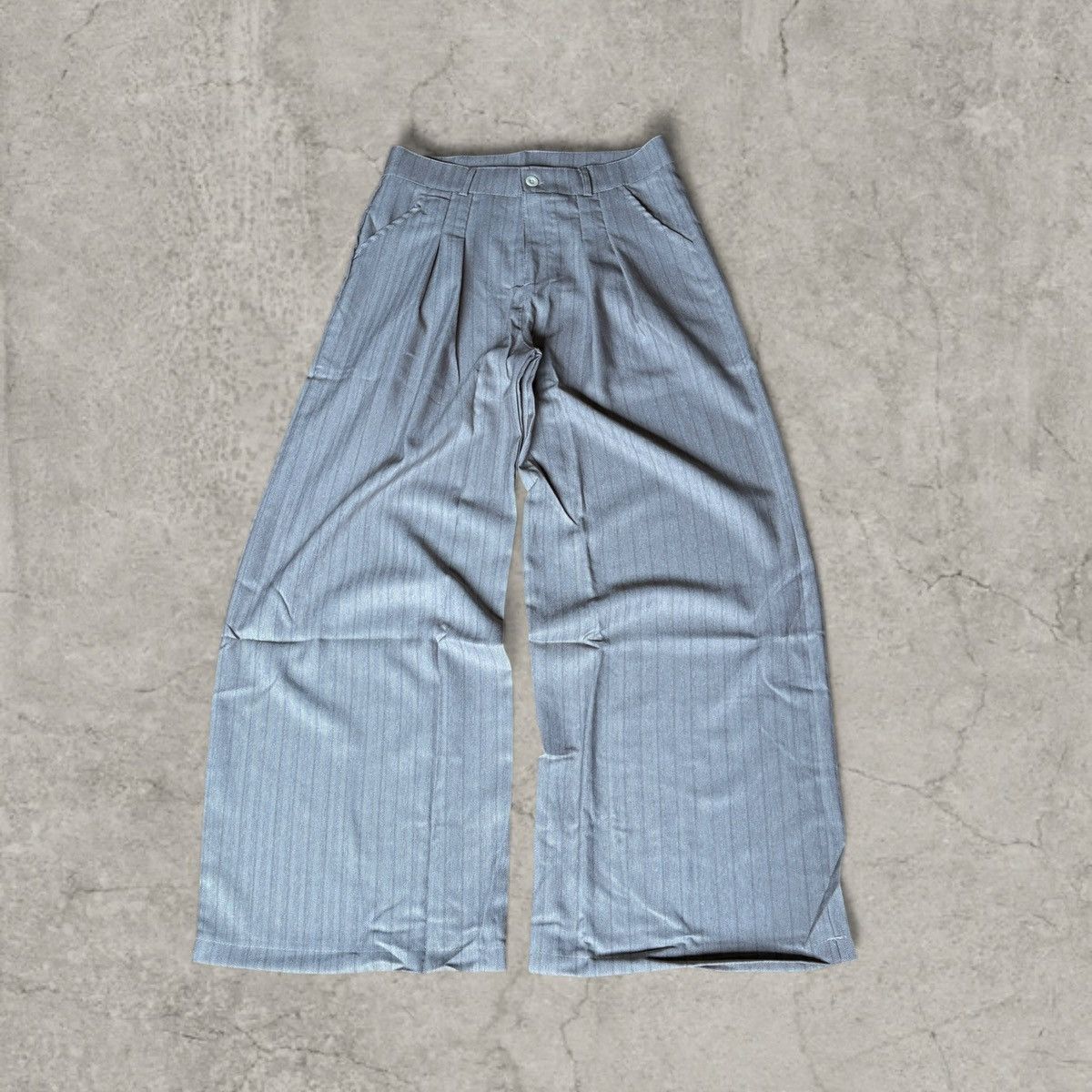 Japanese Brand Wide leg Japanese style trousers in beige pinstripe. Size L Size US 34 / EU 50 - 1 Thumbnail